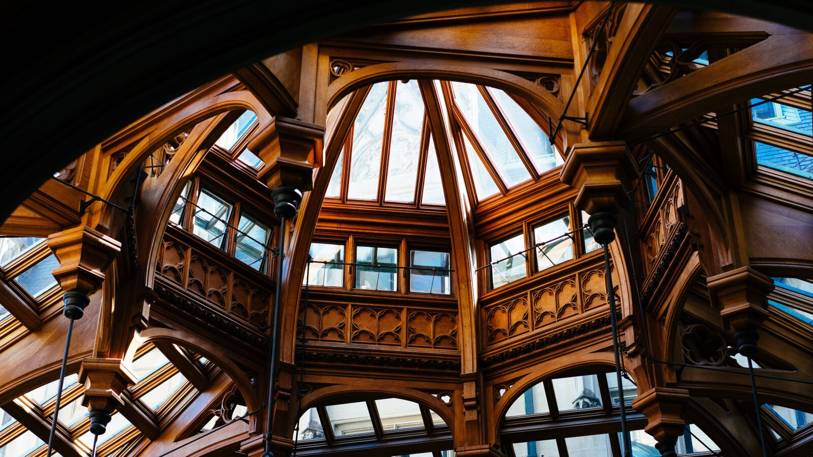Sony a7 II + Sony Sonnar T* FE 55mm F1.8 ZA sample photo. Architecture, art, building photography