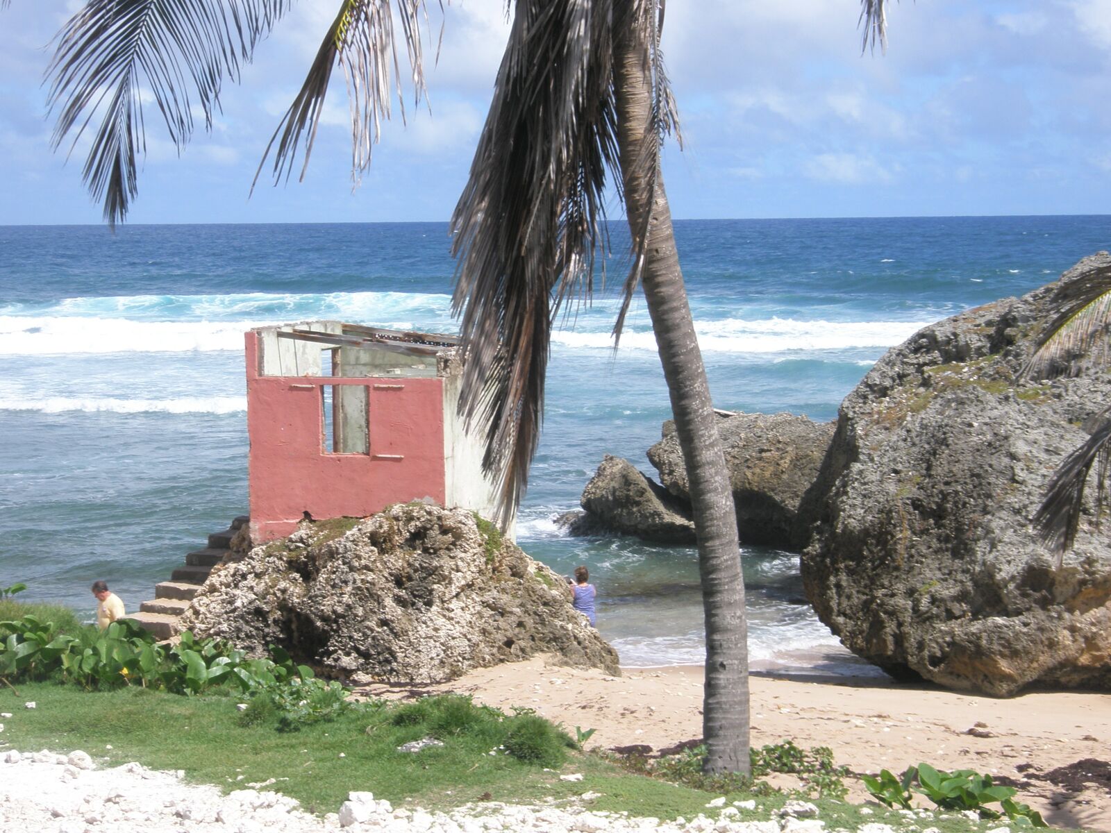 Olympus u820,S820 sample photo. Barbados, ocean, shore photography