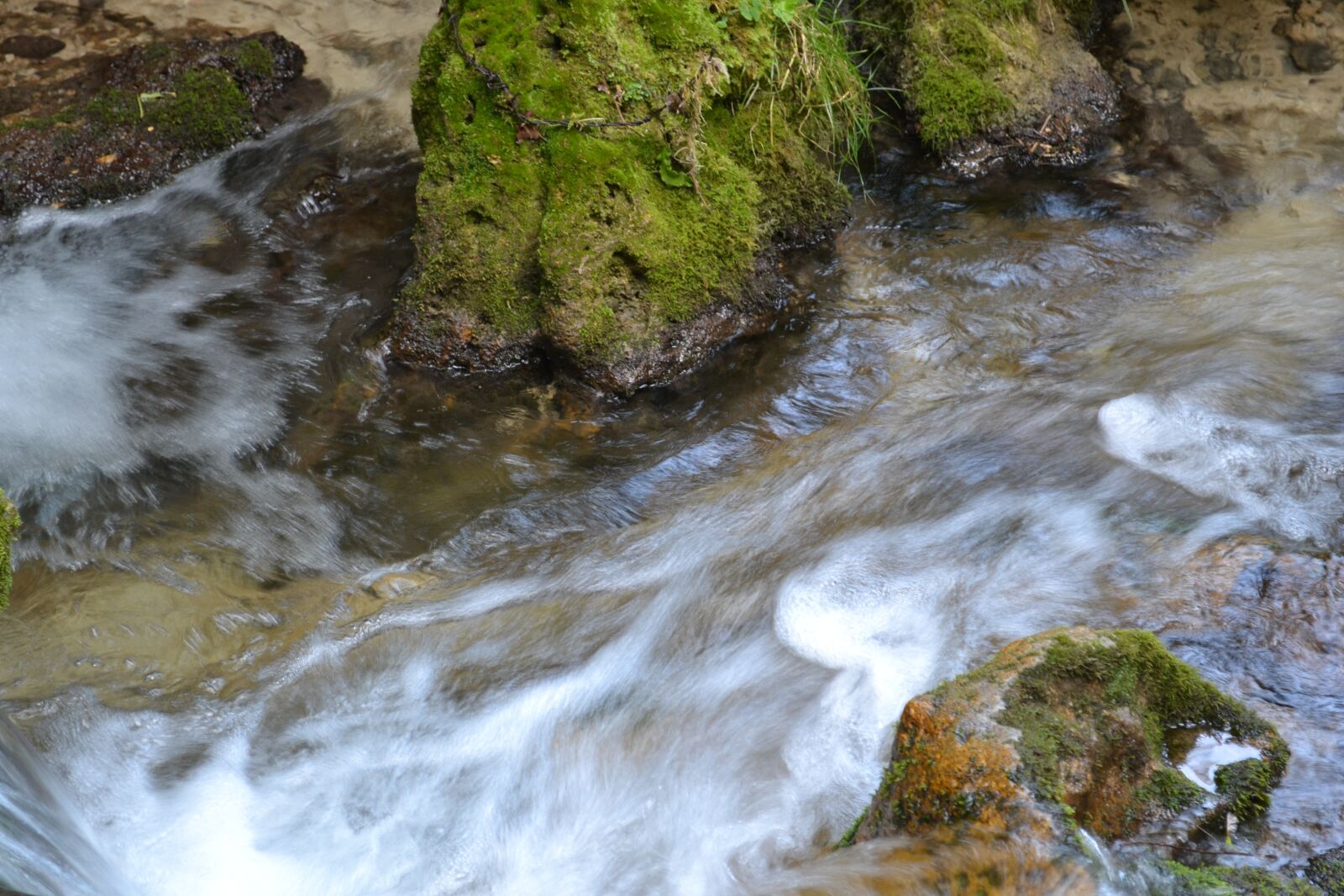 Nikon D3100 sample photo. Water, stone, flow photography