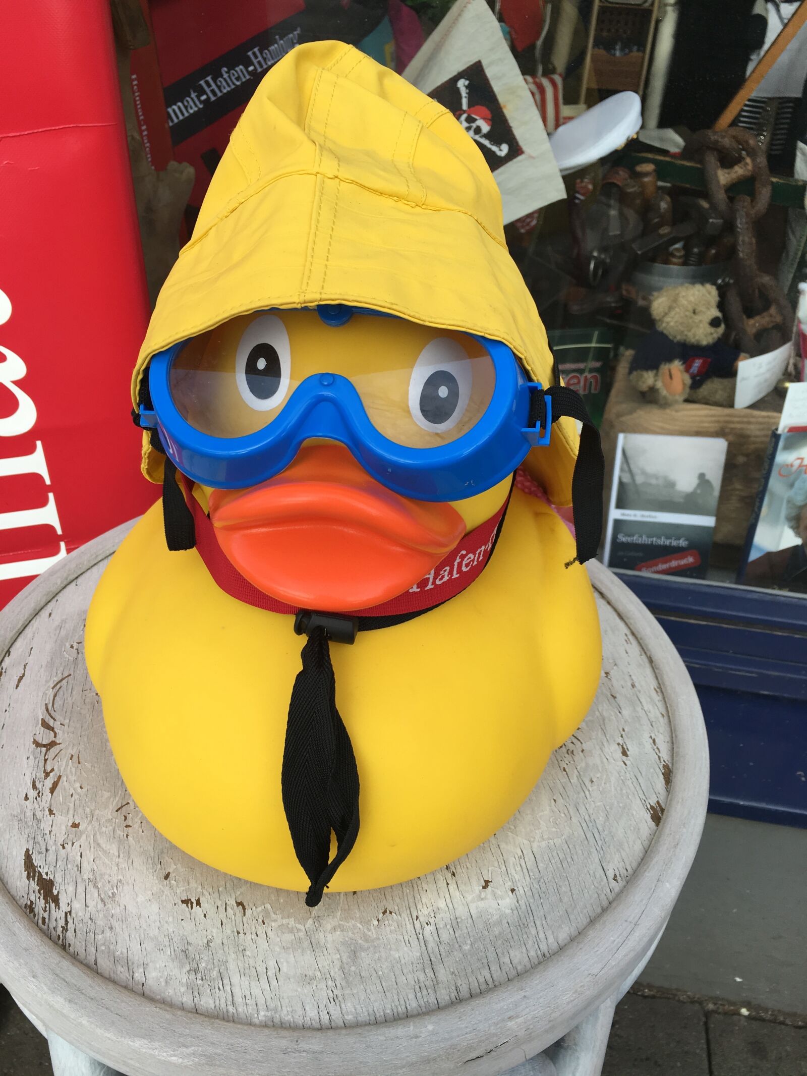 Apple iPhone 6s sample photo. Duck, rubber duck, hamburg photography