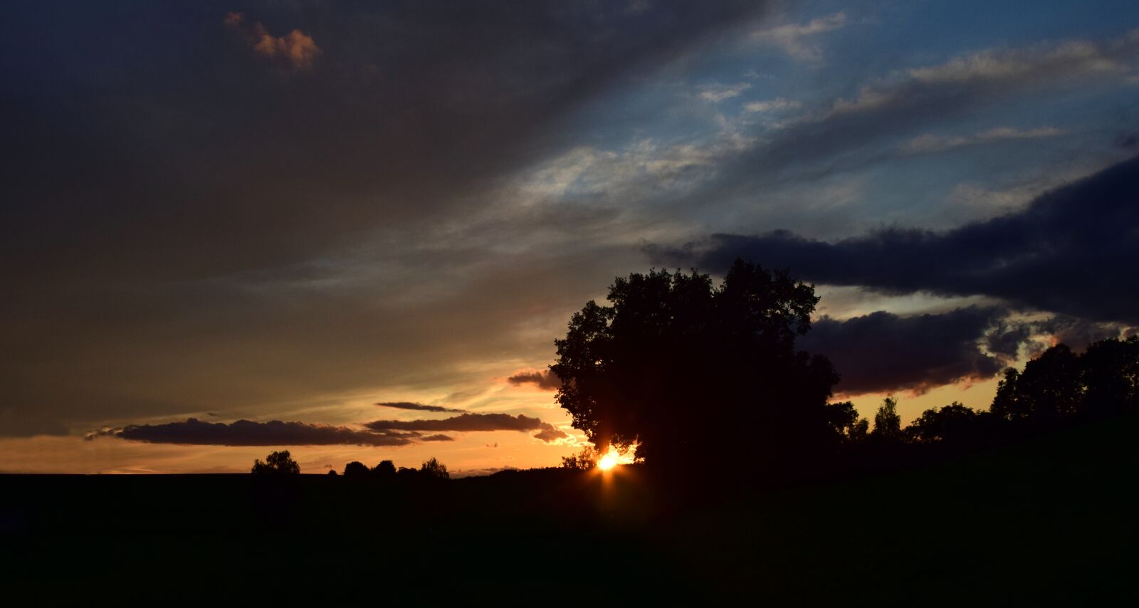 Nikon D3300 sample photo. Sunset, evening, clouds photography