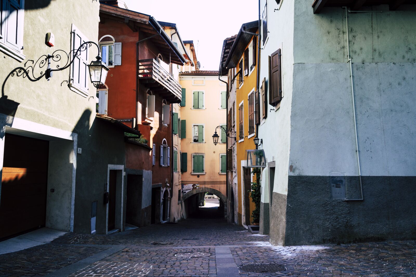 Canon EOS 650D (EOS Rebel T4i / EOS Kiss X6i) sample photo. Historic center, italy, riva photography