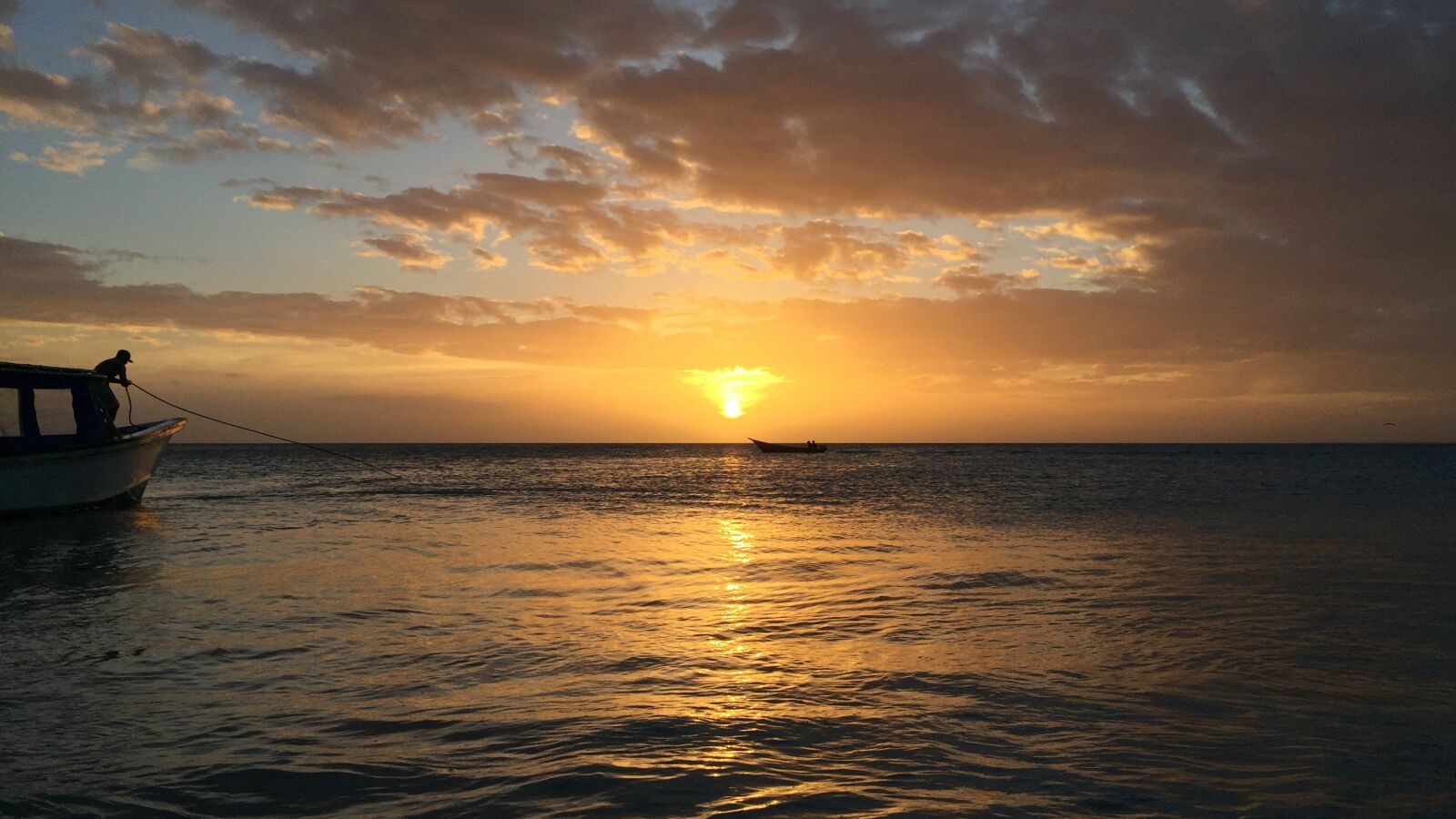 Apple iPhone 6 sample photo. Sunset, water, dusk photography