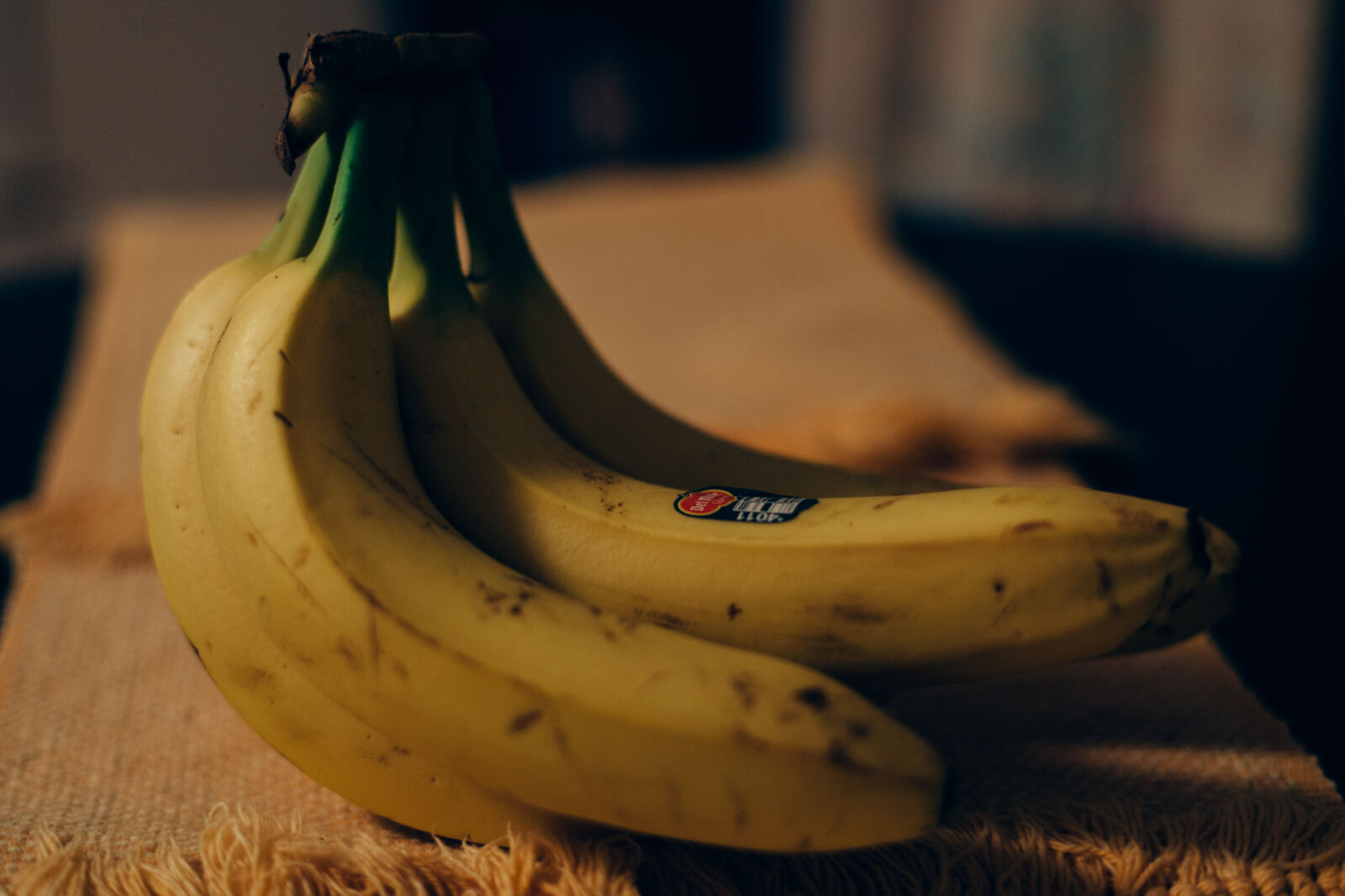 Canon EOS 5D Mark II sample photo. Bananas, food, vsco photography