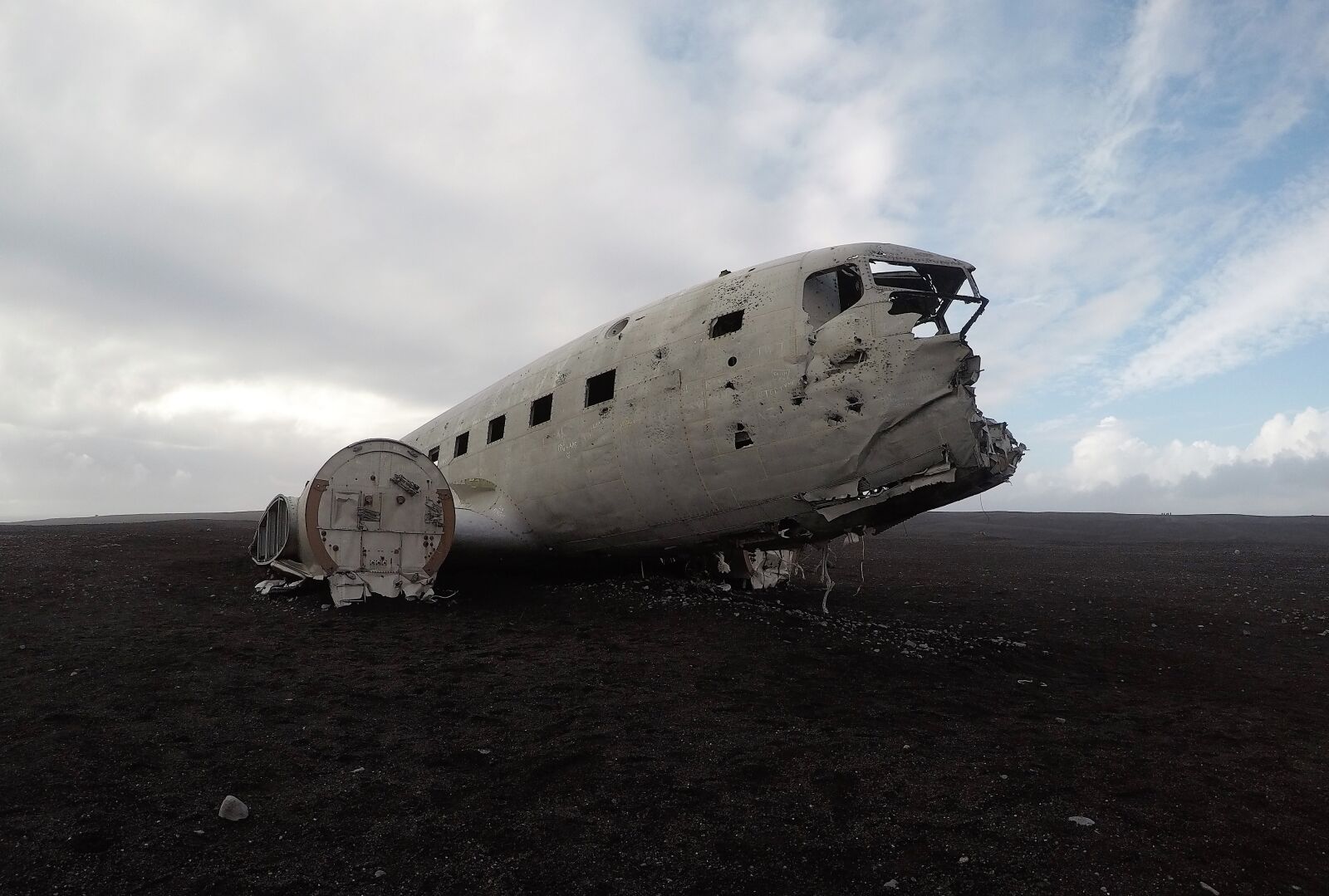 GoPro Hero5 Black sample photo. Iceland, plane, wreck photography