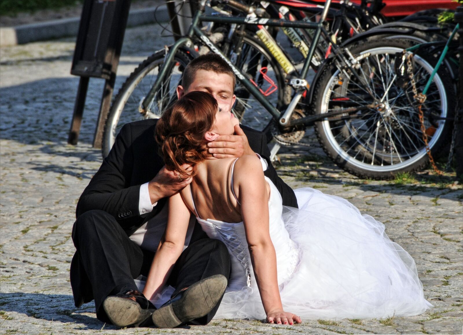 Nikon D300 sample photo. Bride and groom, love photography