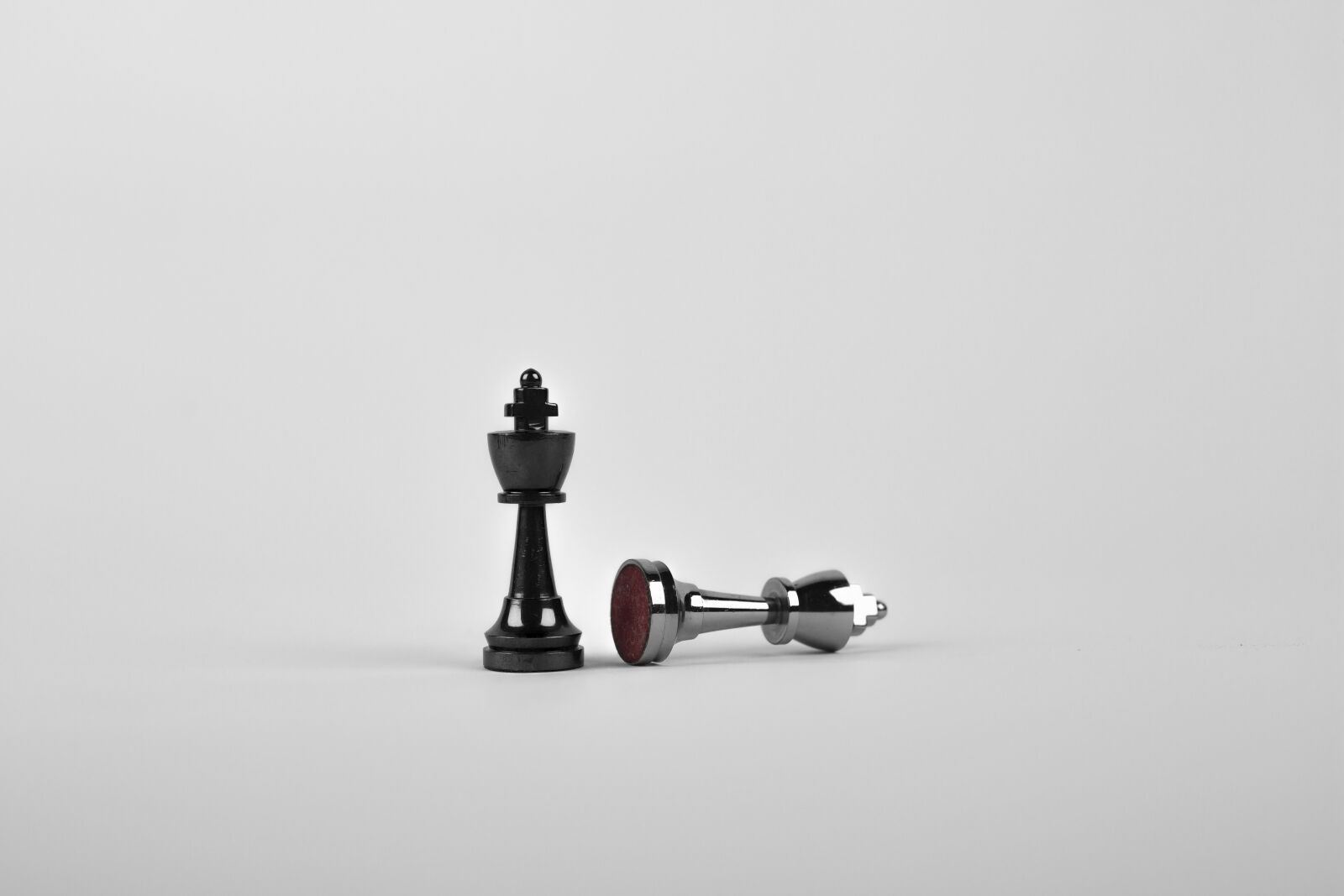 Canon EF 50mm F1.4 USM sample photo. Black and white, chess photography