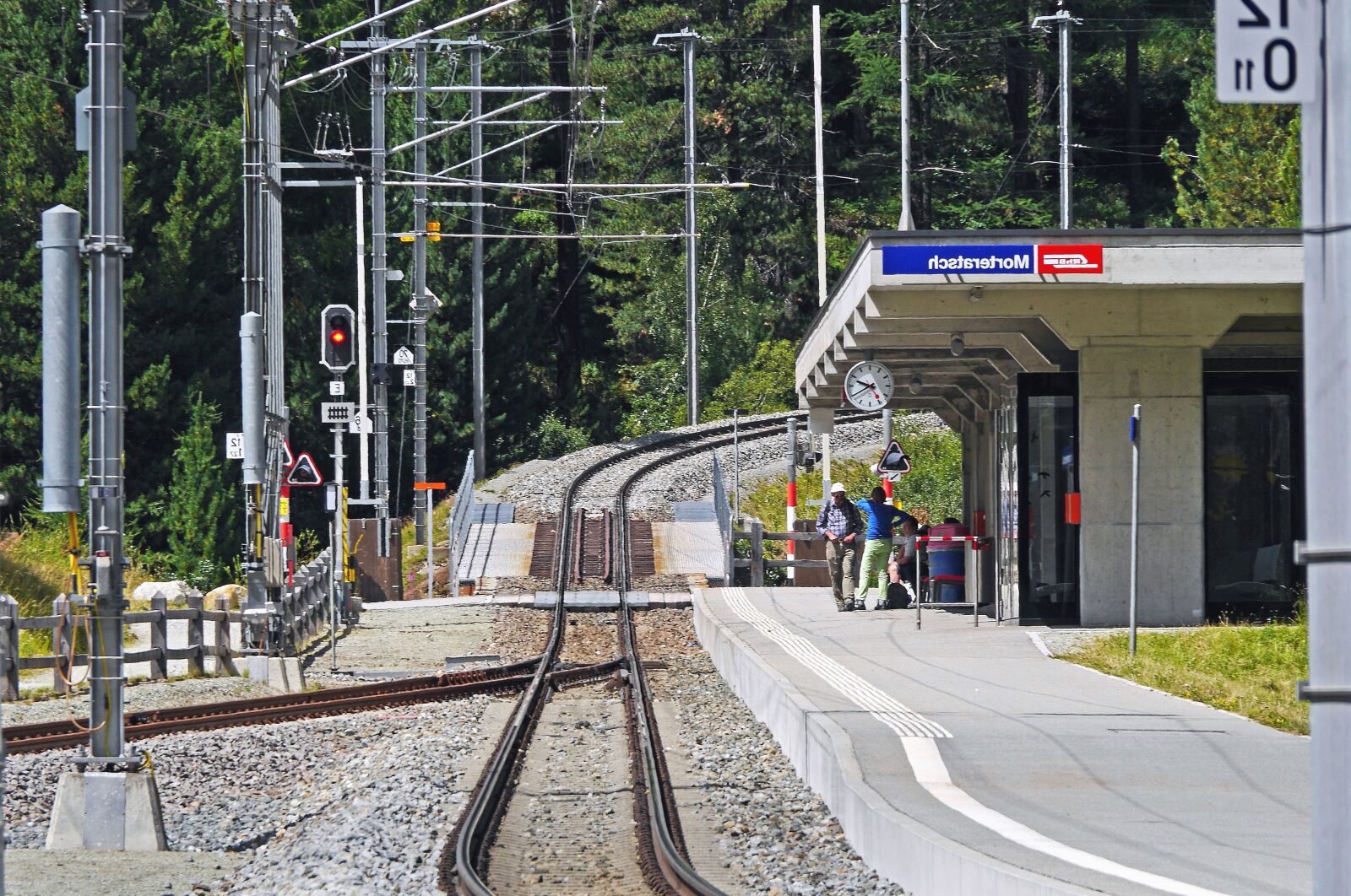 Panasonic Lumix DMC-GH3 sample photo. Station, transportation, transport, train photography