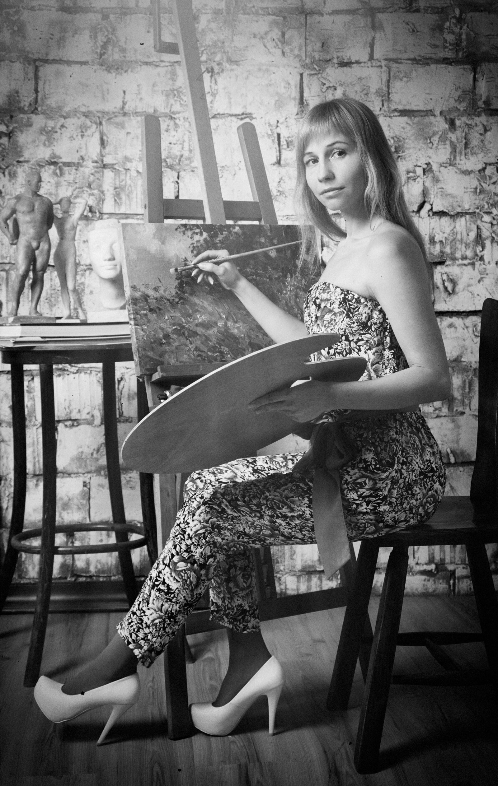 Canon EOS 5D Mark II sample photo. Artist, easel, palette photography