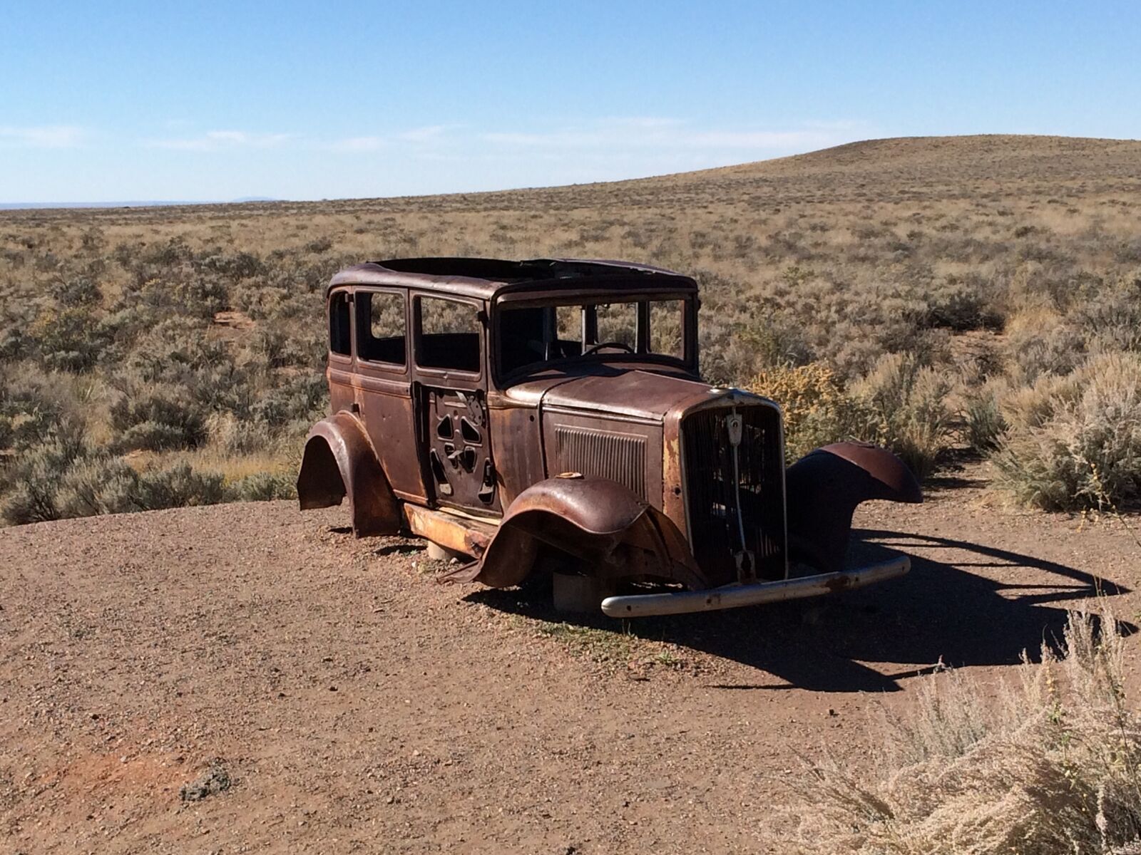 iPhone 5s back camera 4.15mm f/2.2 sample photo. Jalopy, rust, abandoned photography