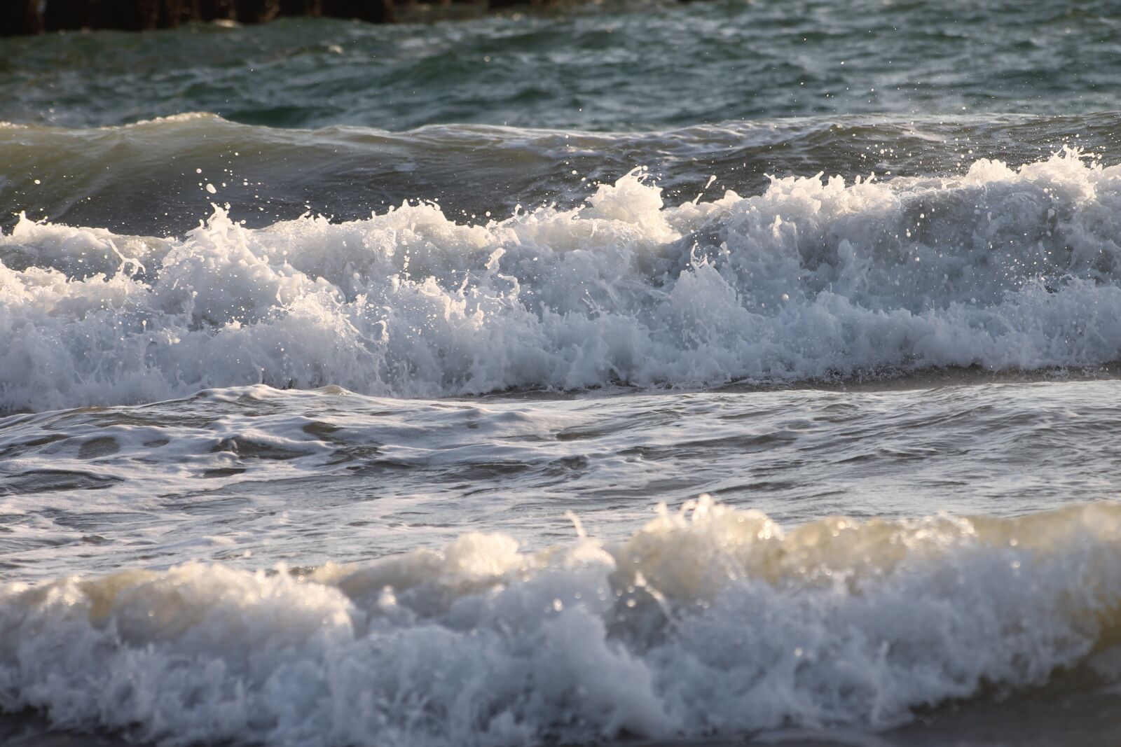 Canon EOS 1100D (EOS Rebel T3 / EOS Kiss X50) sample photo. Shore, beach, nature photography