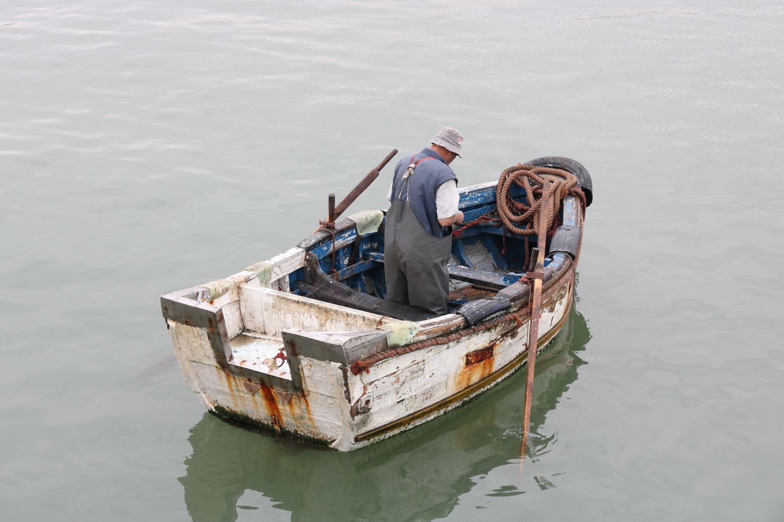 Canon EOS 750D (EOS Rebel T6i / EOS Kiss X8i) sample photo. Morocco, essaouira, harbour photography