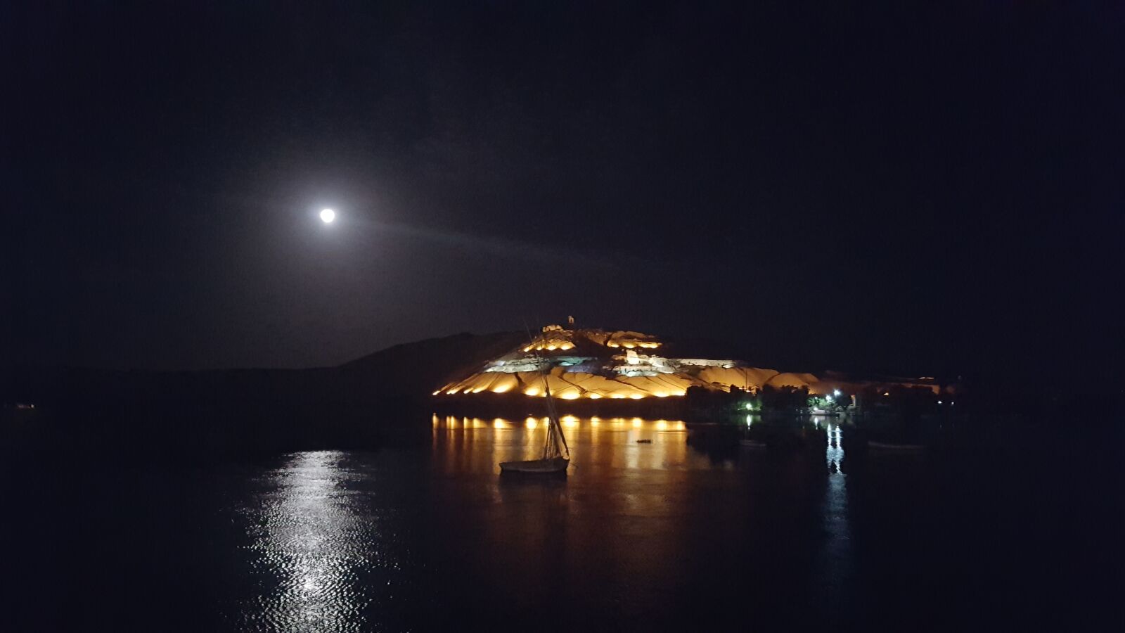 Samsung GALAXY S6 edge sample photo. Aswan, tomb king, egypt photography