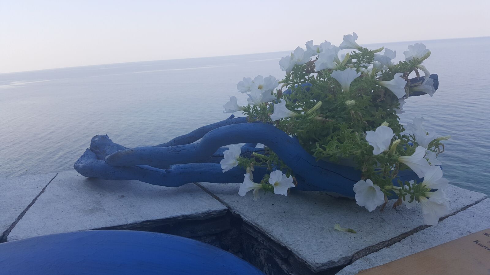 Samsung Galaxy S6 sample photo. Sea, cliffs, blue photography