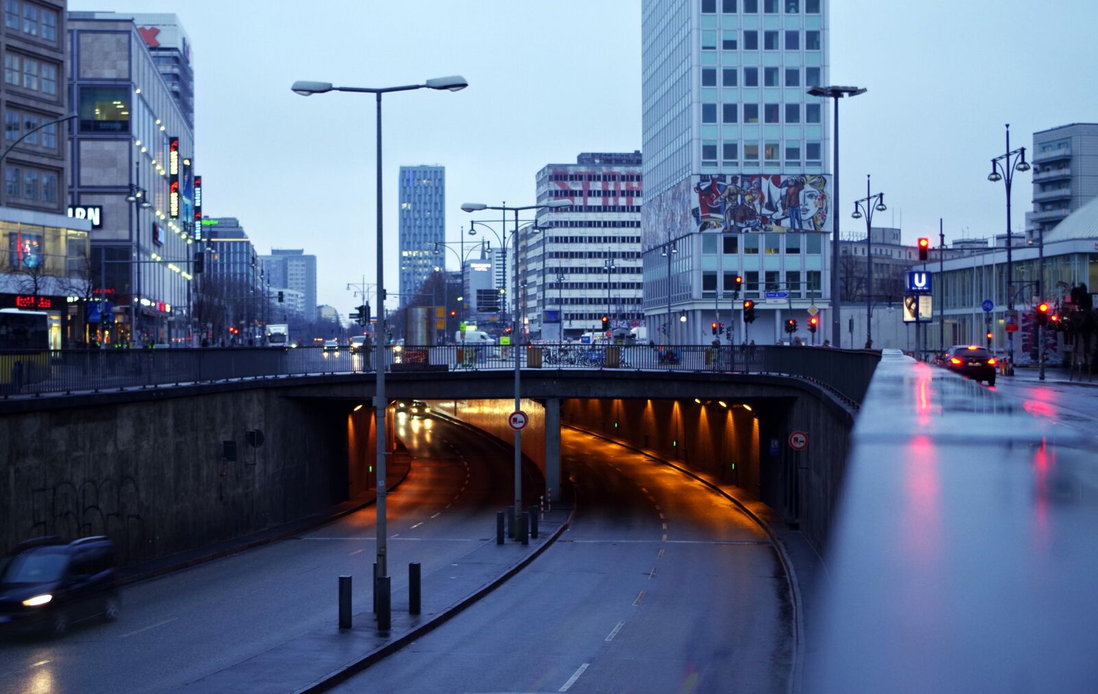 Pentax K-30 sample photo. City, traffic, tunnel photography