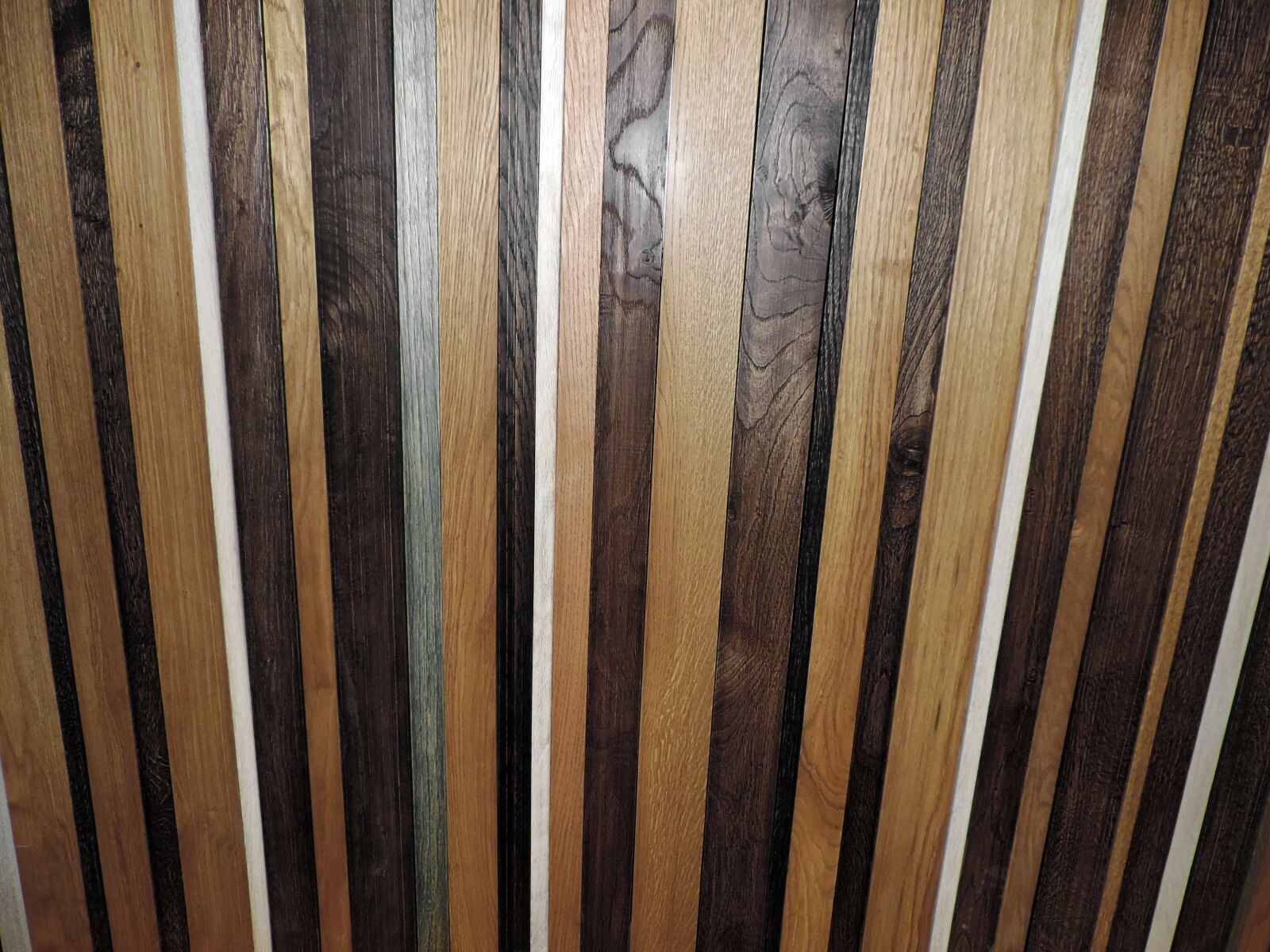 Nikon Coolpix P520 sample photo. Carpentry, handmade, hardwood, texture photography