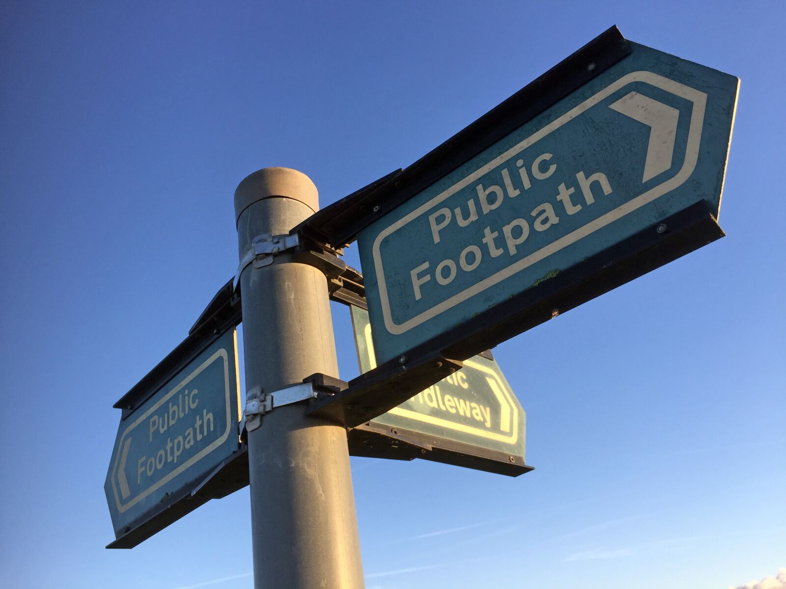 Apple iPhone 6 sample photo. Footpath, sign, direction photography
