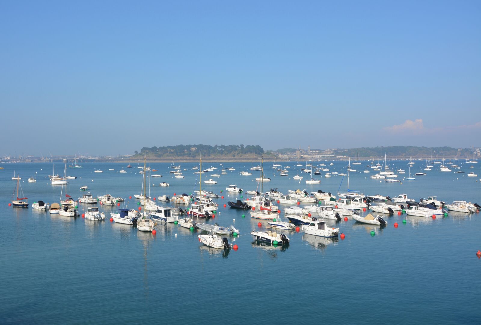 Nikon D5200 sample photo. Port of dinard, marina photography