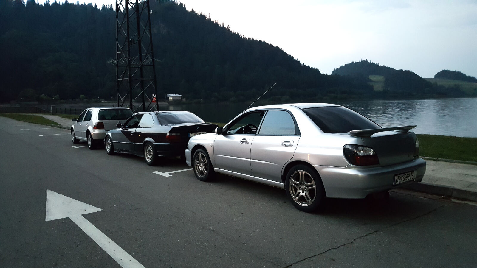 Samsung Galaxy S6 sample photo. Car, cars, chill, dark photography