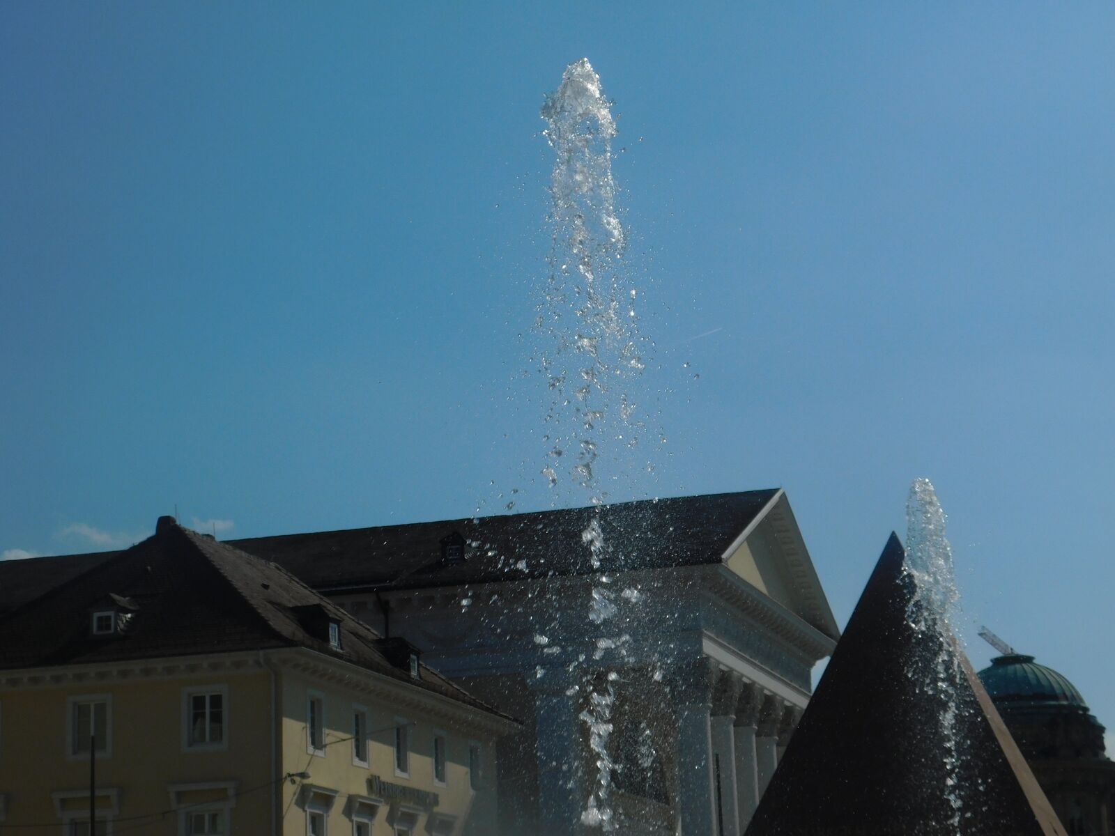 Nikon Coolpix B500 sample photo. Fountain, karlsruhe, water feature photography