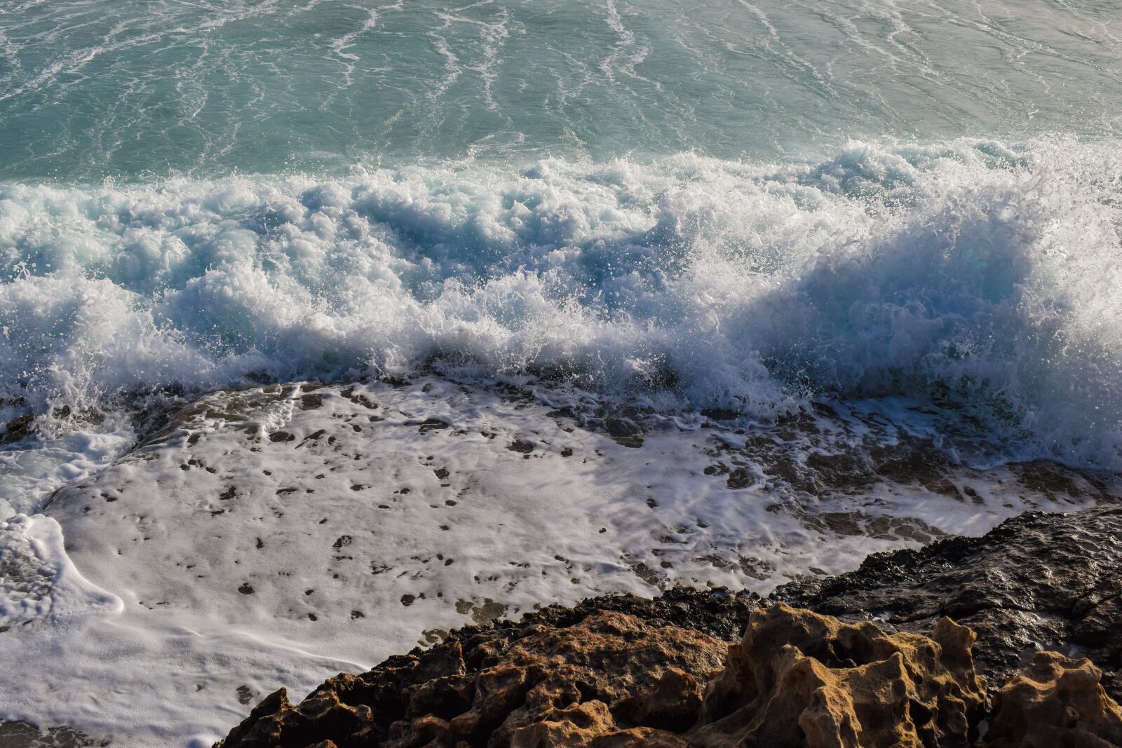 Nikon D3300 sample photo. Coast, cliff, wave photography