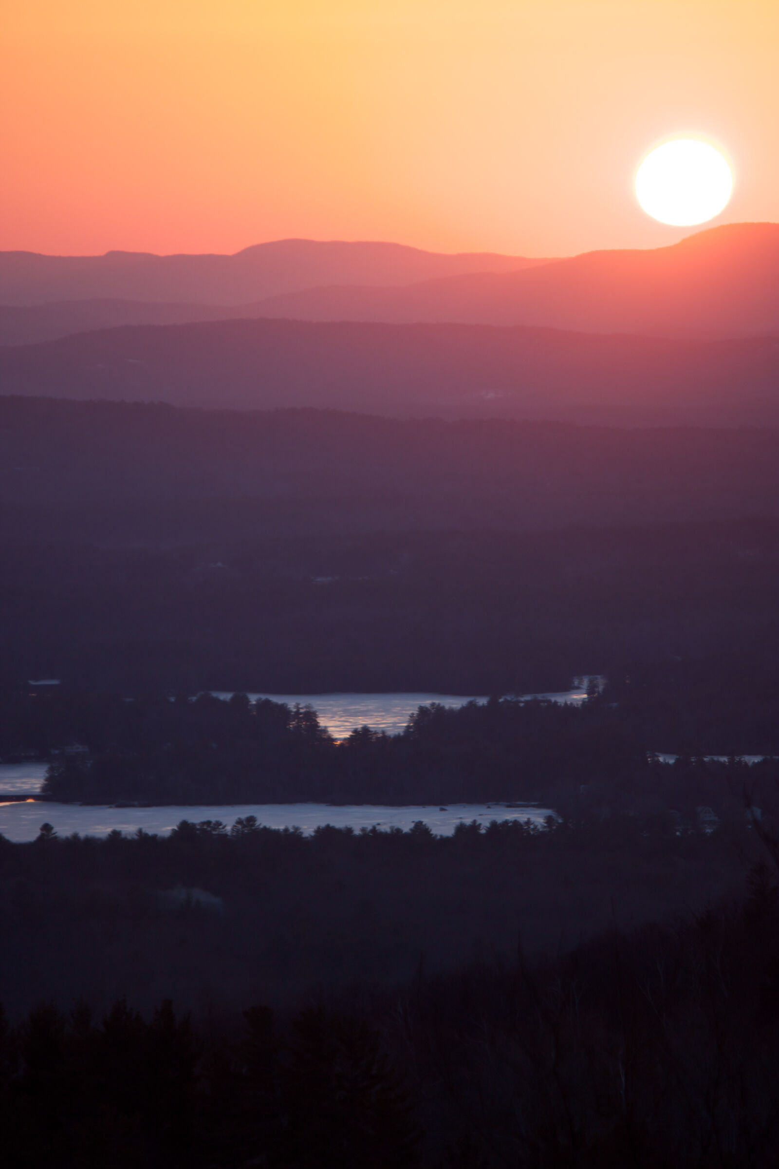 Canon EOS 550D (EOS Rebel T2i / EOS Kiss X4) sample photo. Mountains, sunset, sunrise, twilight photography