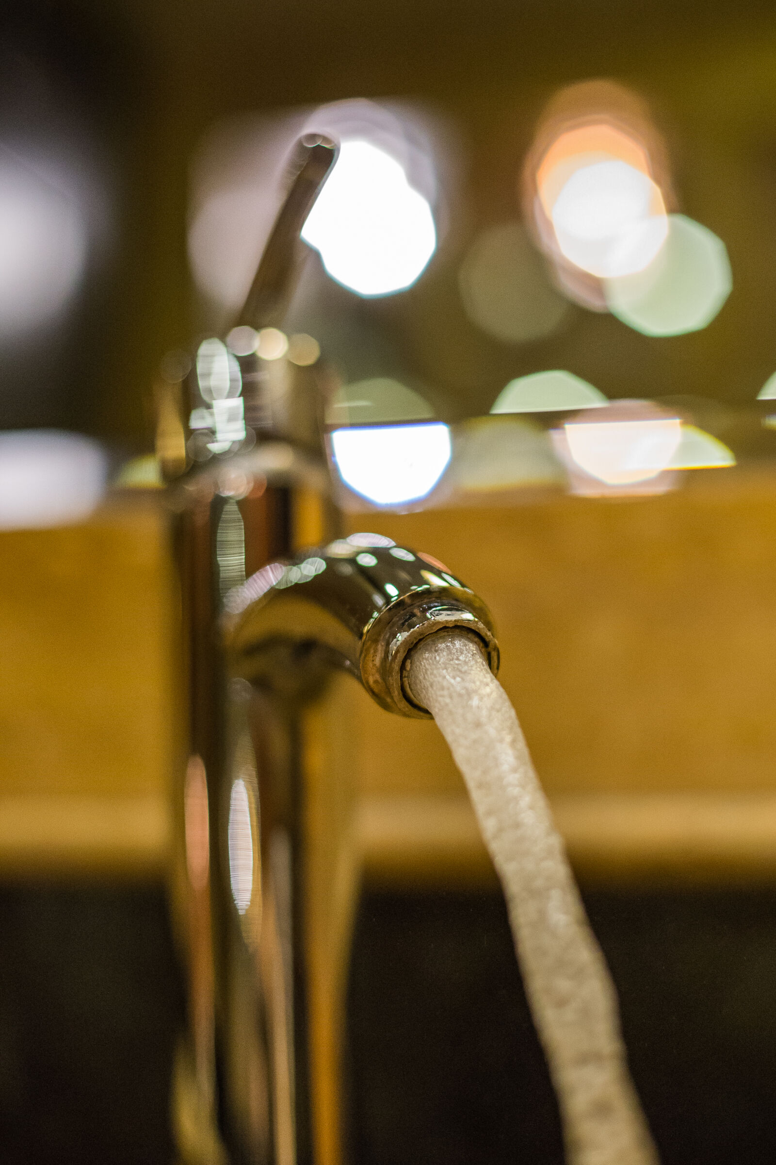 Canon EOS 6D + Canon EF 50mm F1.4 USM sample photo. Bathroom, colorful, theme, water photography