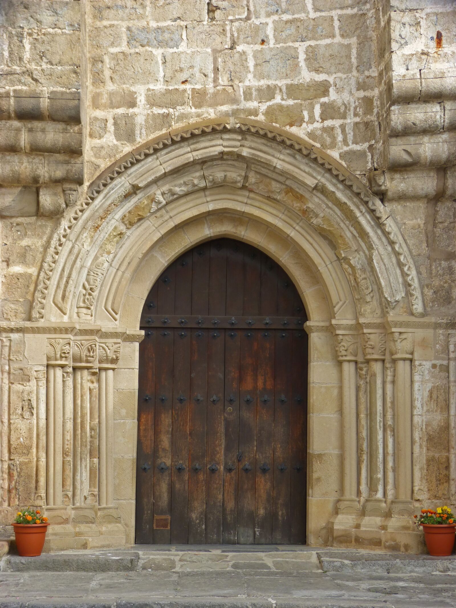 Panasonic DMC-FZ62 sample photo. Door, portal, church photography