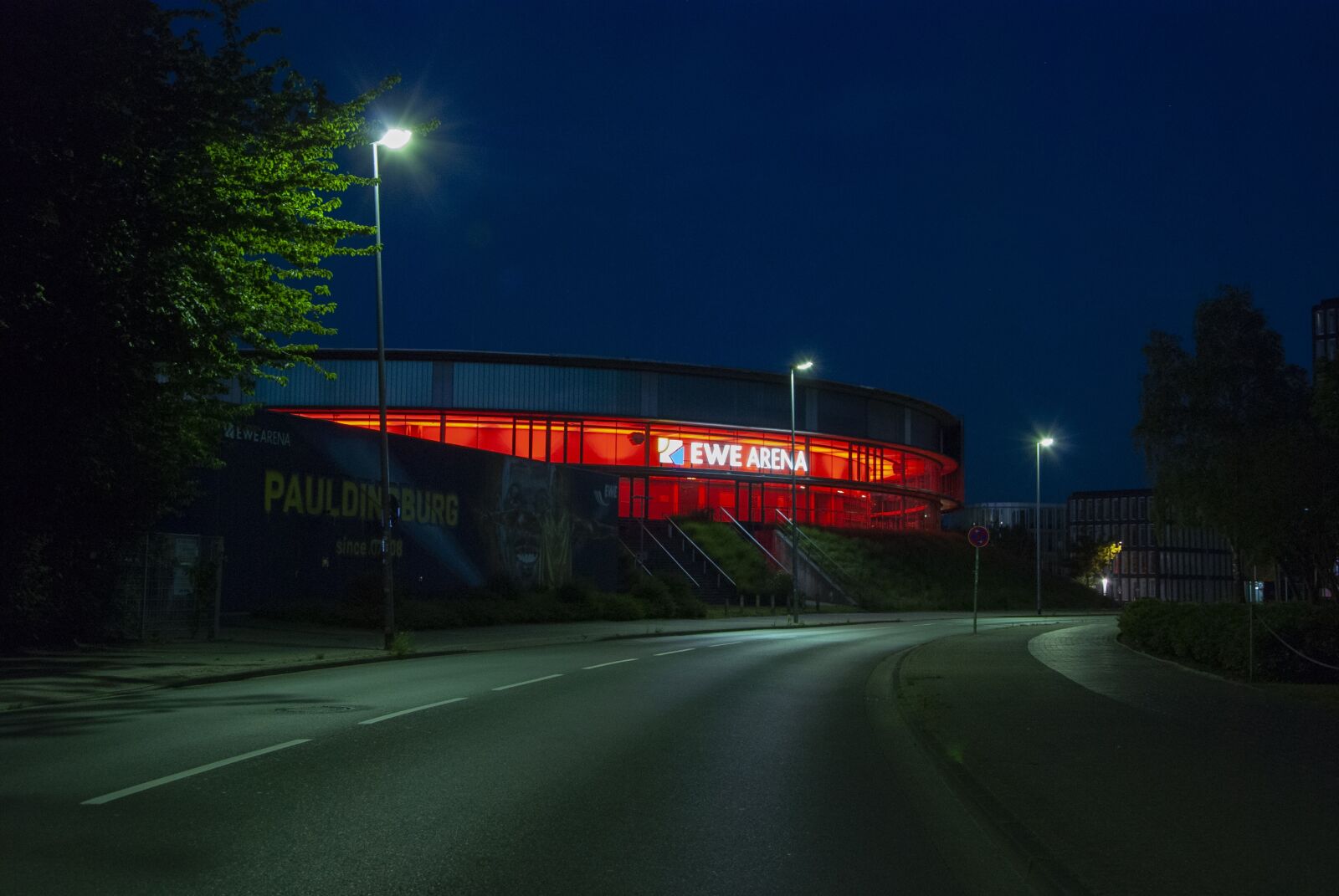 Nikon D80 sample photo. Ewe arena, oldenburg, night photography