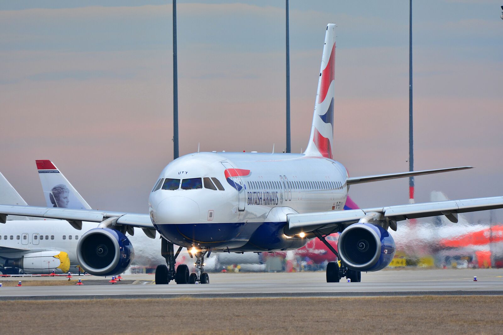 Nikon D5200 sample photo. Airbus, airplane, jet photography