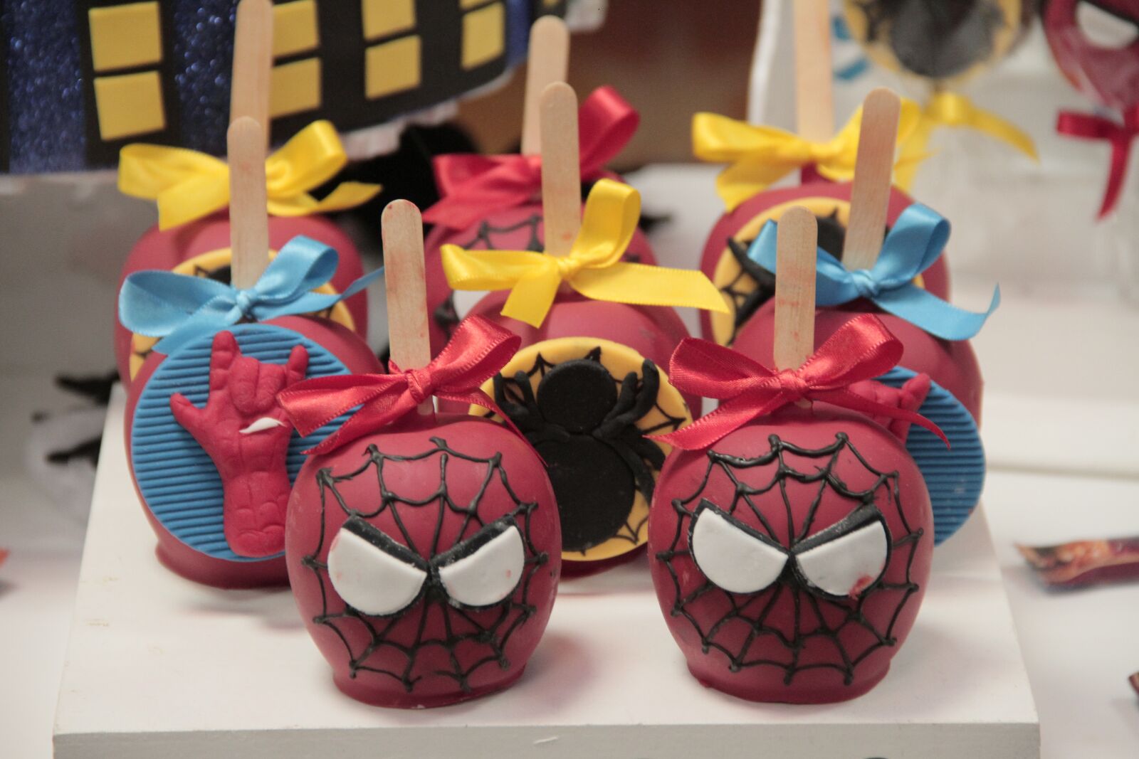 Canon EOS 7D sample photo. Decoration, goodies, candy photography