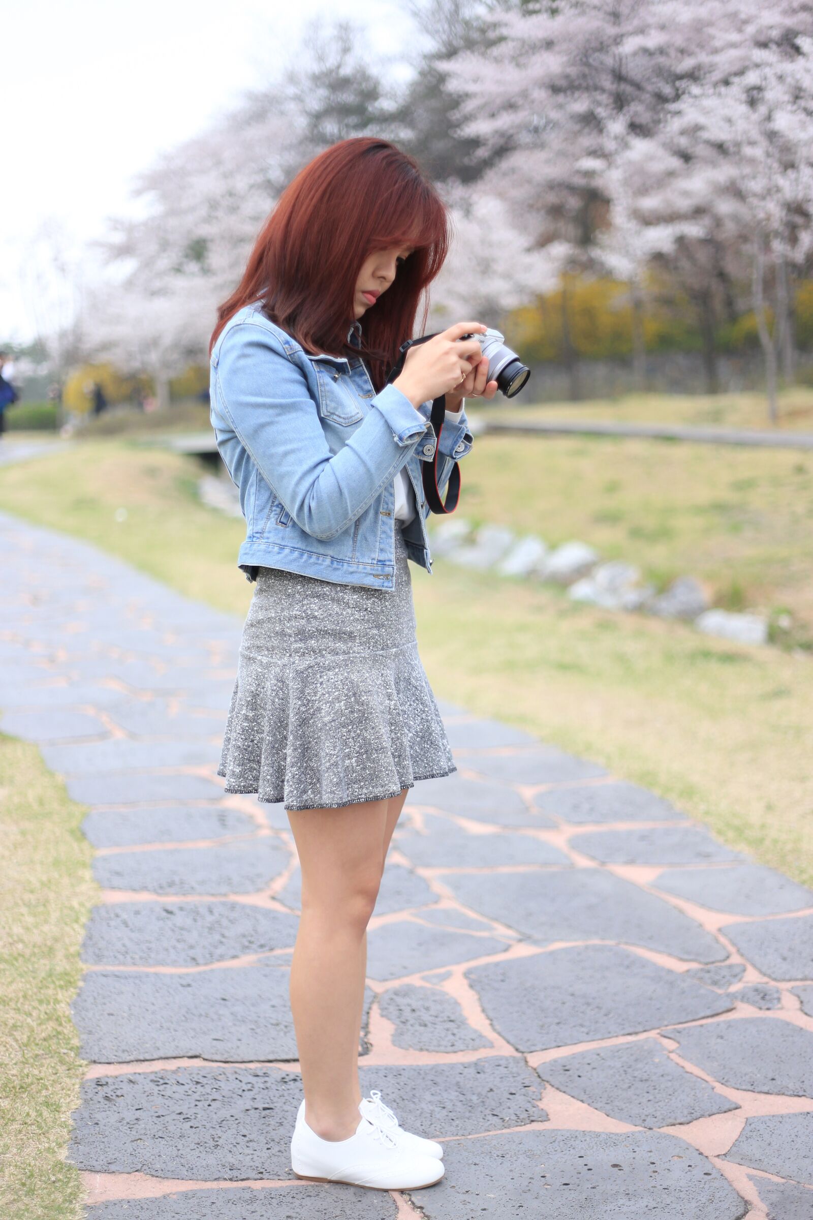 Canon EF 50mm F1.8 II sample photo. Women's, camera, ex 4 photography