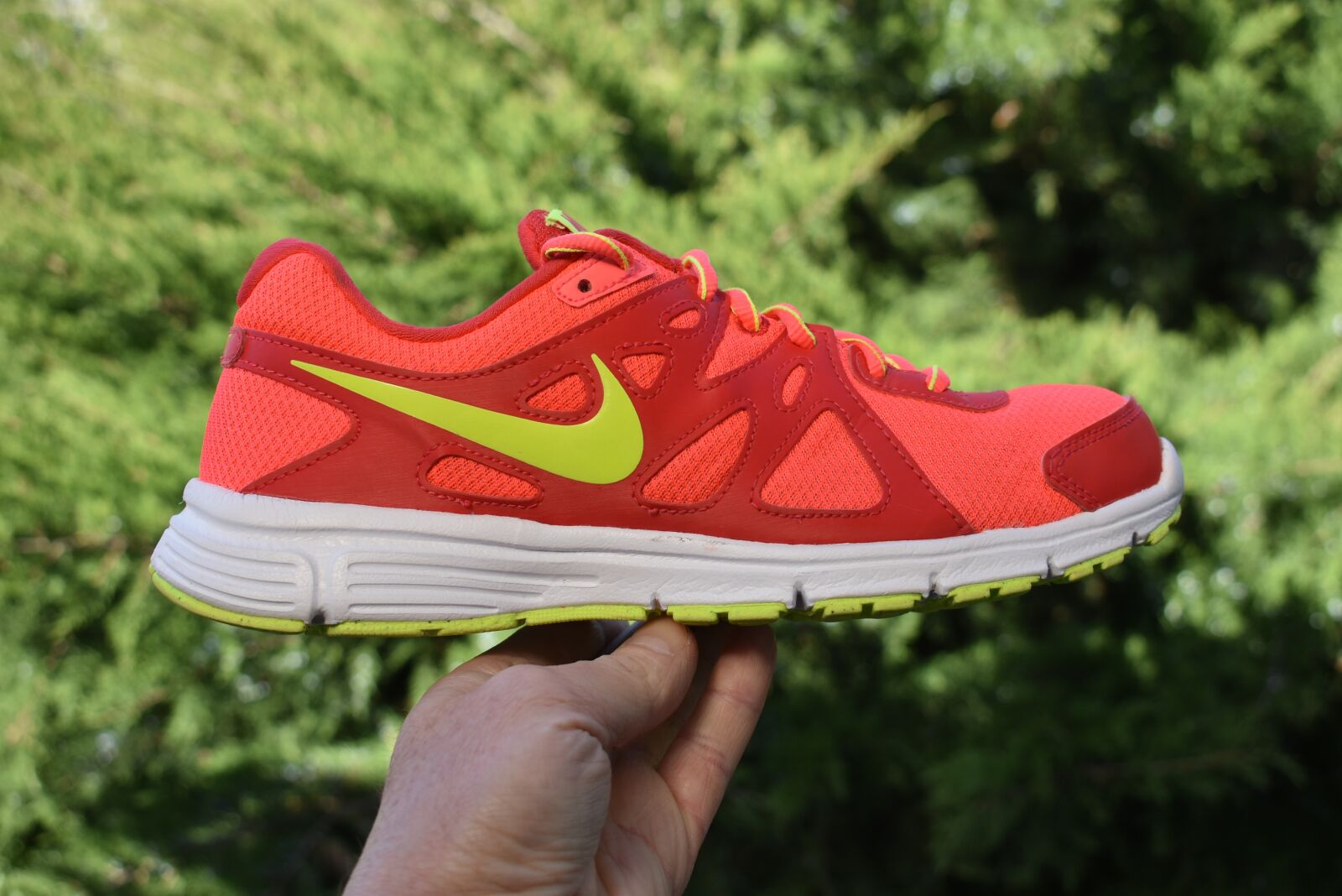 Nikon D3400 sample photo. Nike, sneakers, shoes photography
