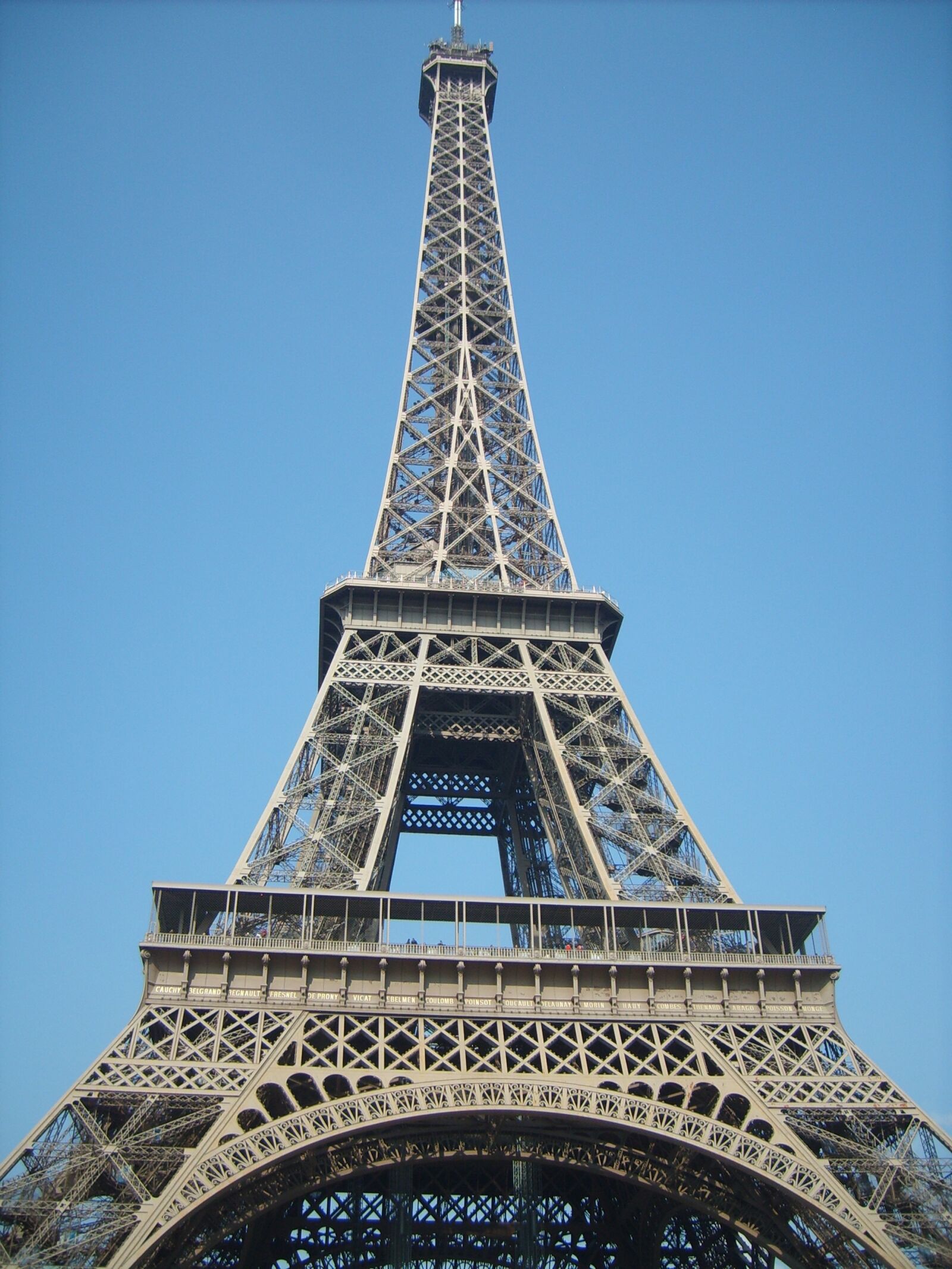 Samsung Digimax S500 / Kenox S500 / Digimax Cyber 530 sample photo. Paris, france, eiffel tower photography