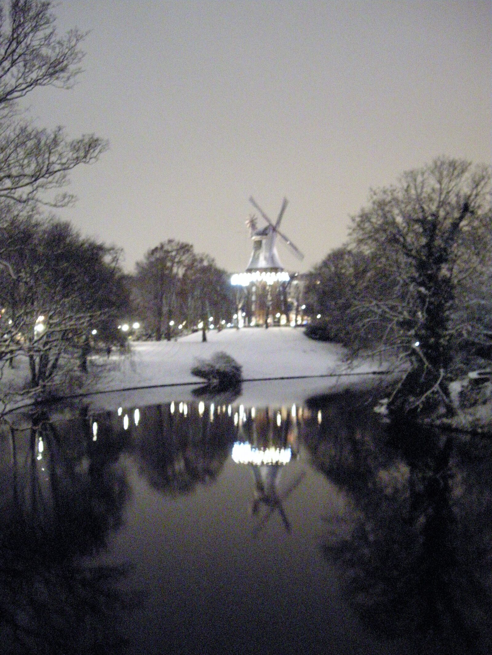 Nikon COOLPIX S700 sample photo. Windmill, reflection, night photography