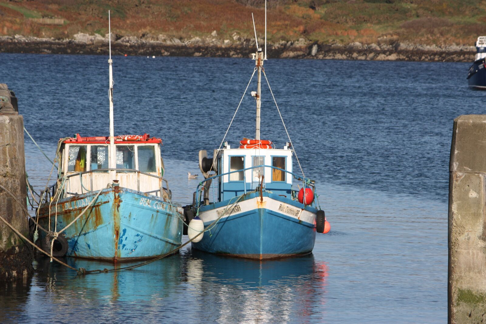 Canon EOS 450D (EOS Rebel XSi / EOS Kiss X2) sample photo. Boats, fishing, water photography