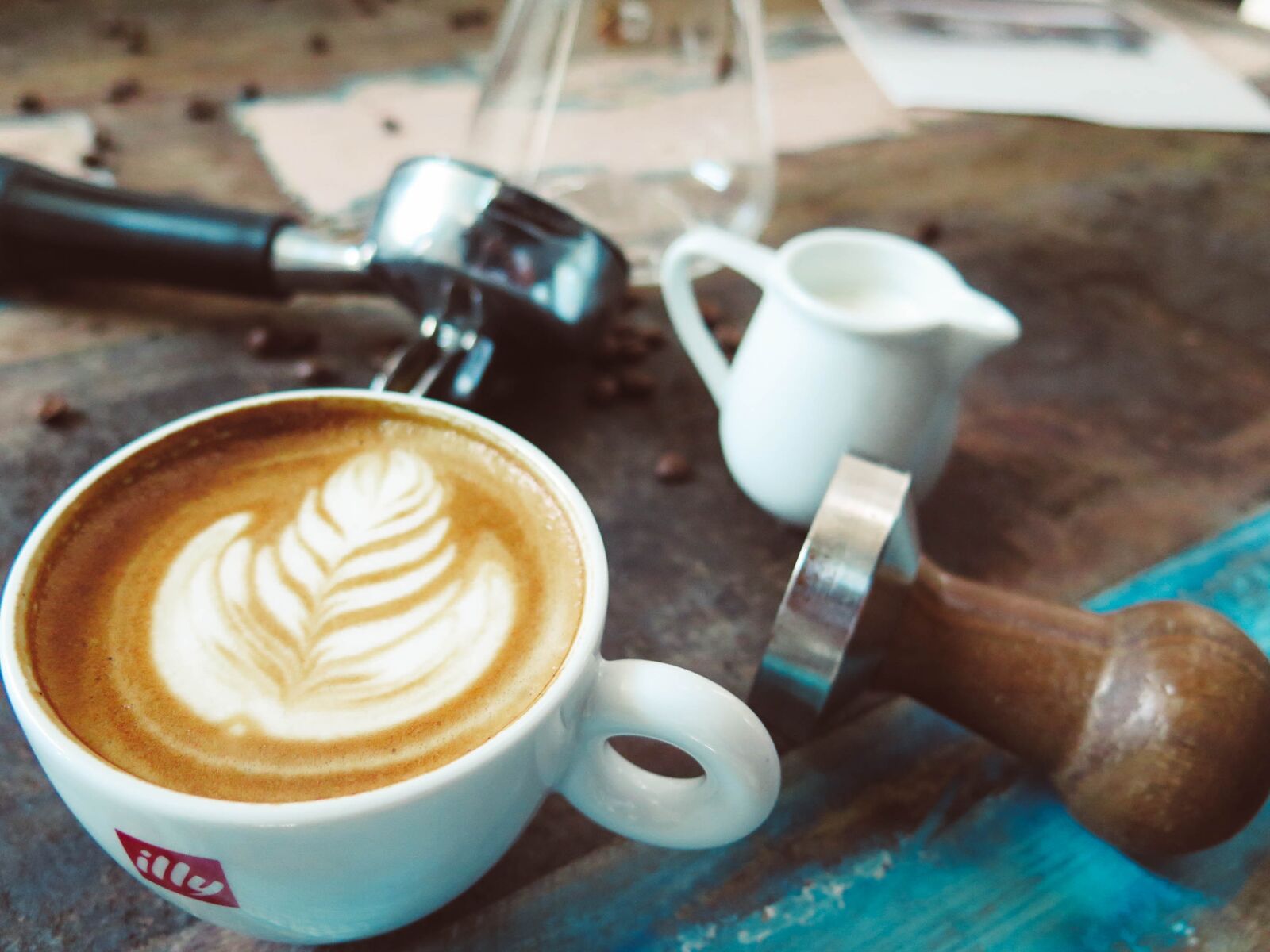 Canon PowerShot G16 sample photo. Coffee, latte, art photography