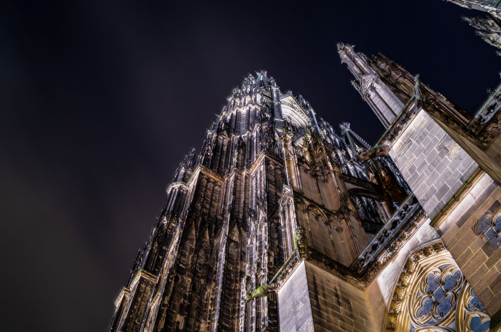 Sony DT 18-55mm F3.5-5.6 SAM II sample photo. Cologne, dom, night photography