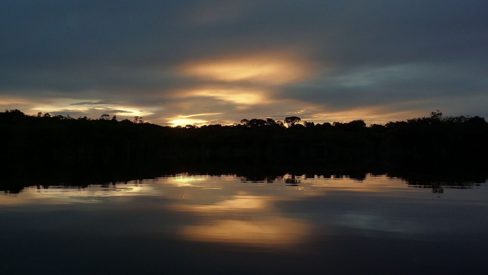 Panasonic Lumix DMC-ZS7 (Lumix DMC-TZ10) sample photo. Sunset, brazil, xixuau photography
