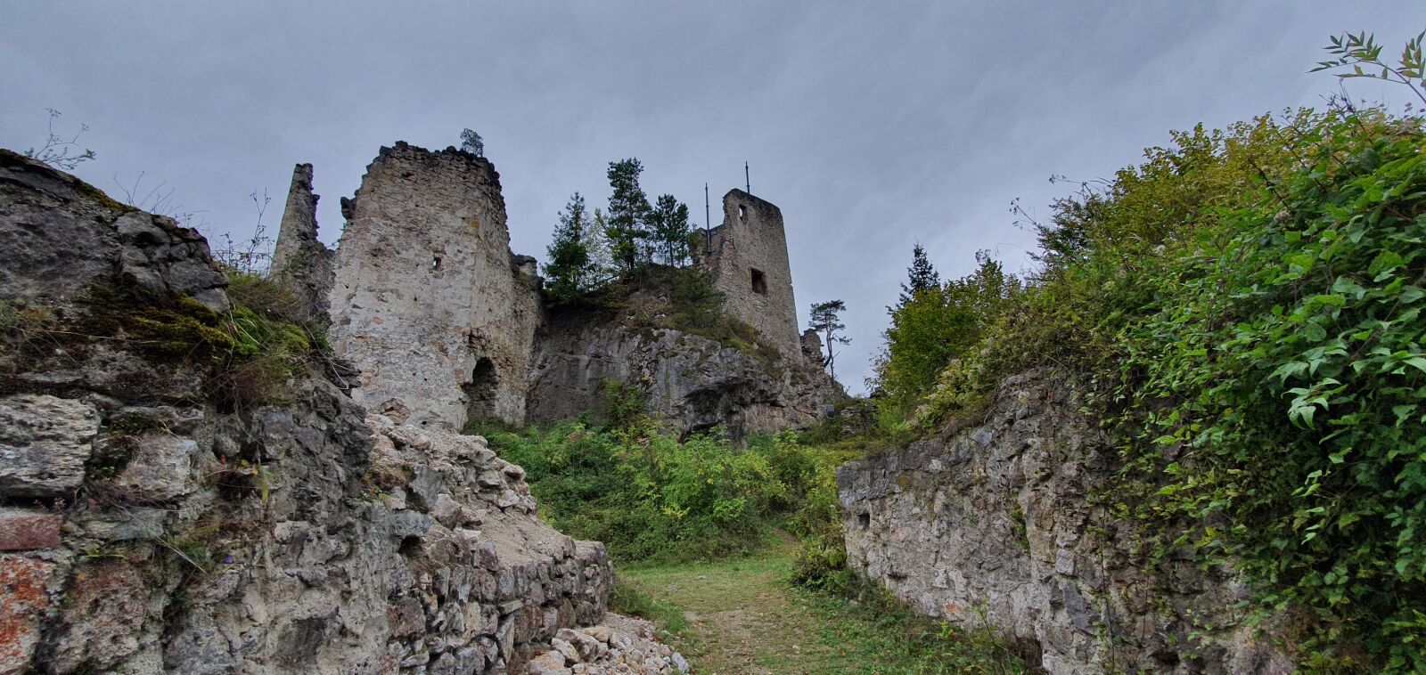 Samsung Galaxy S10 sample photo. Castle, ruin, s photography