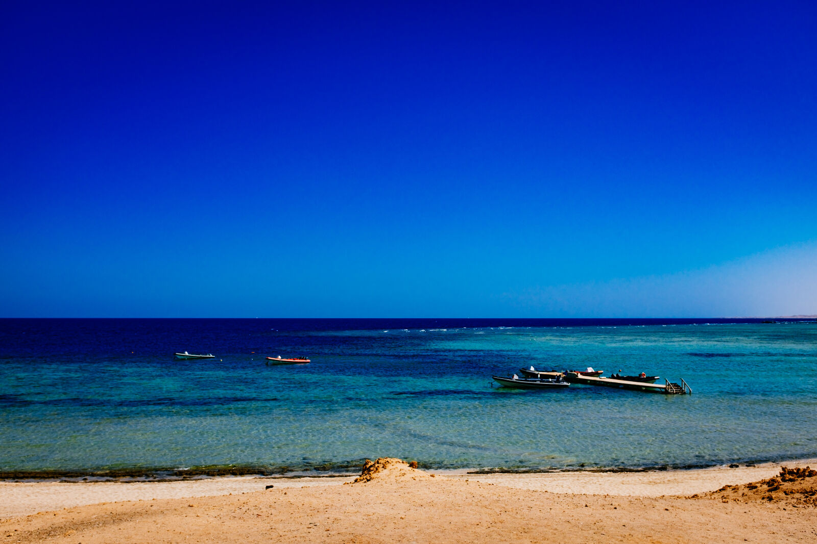 Fujifilm X100T sample photo. Beach, blue, sky, blue photography