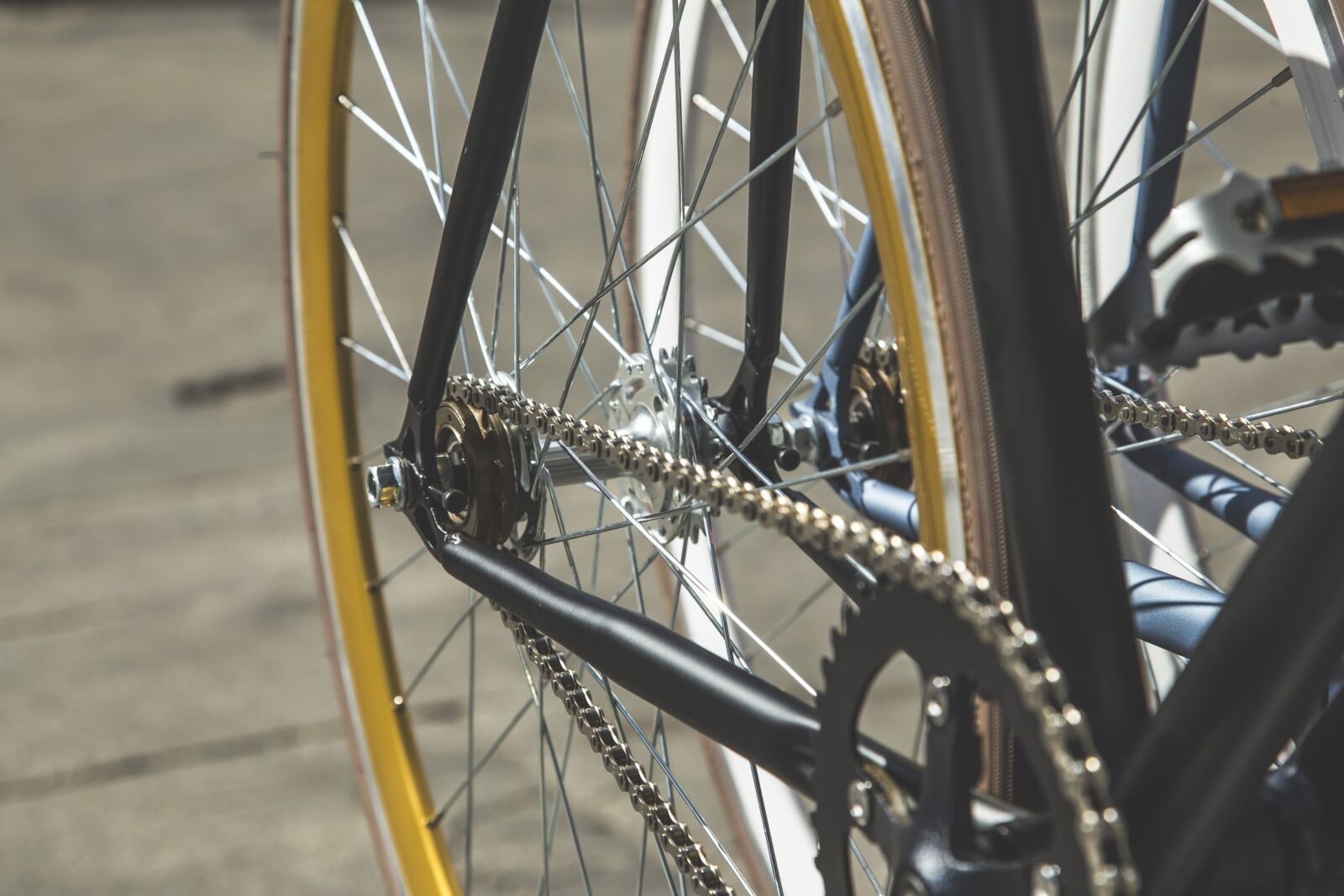 Canon EOS 6D + Canon EF 24-105mm F4L IS USM sample photo. Bike, chain, close-up photography