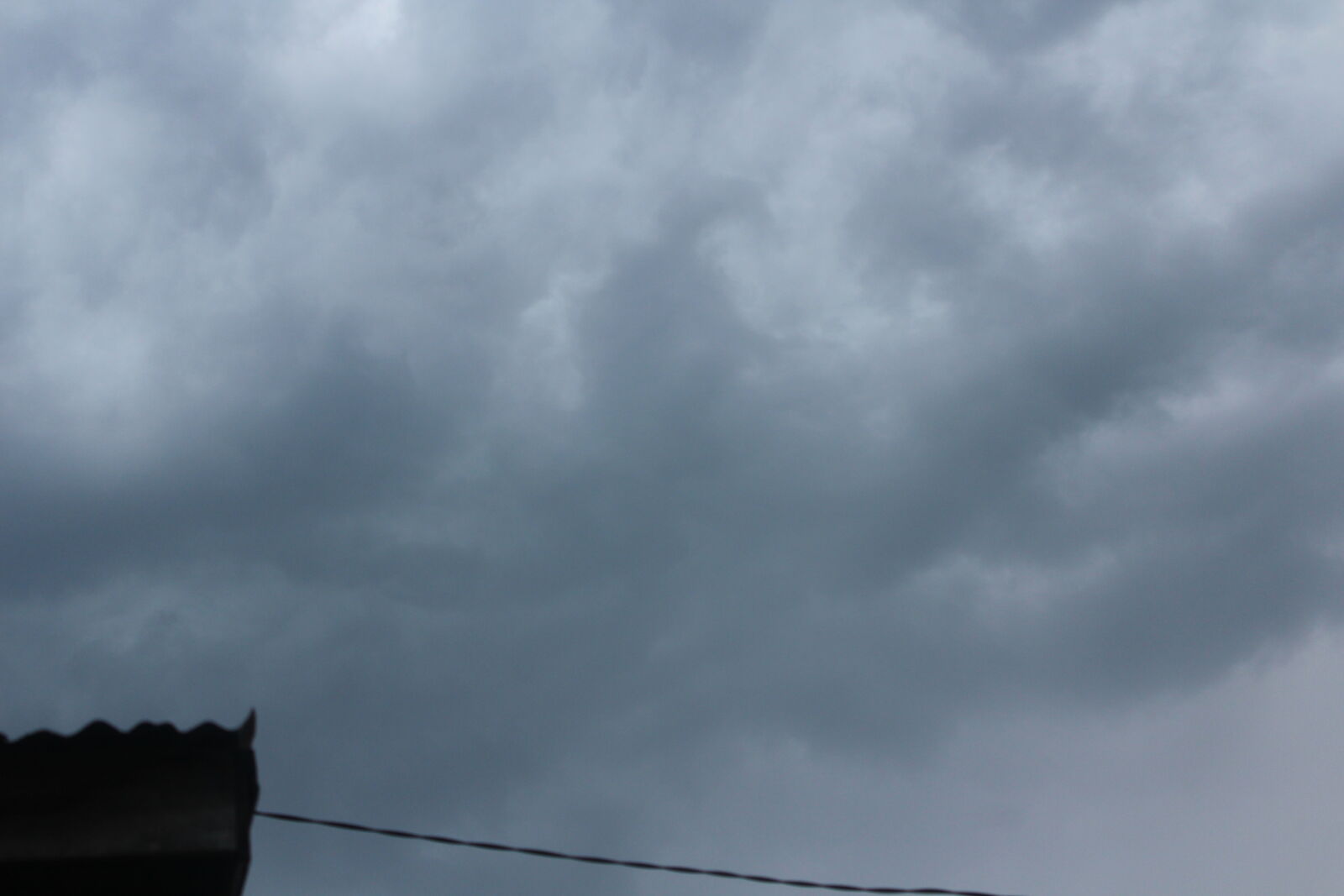 Canon EOS 1200D (EOS Rebel T5 / EOS Kiss X70 / EOS Hi) sample photo. Grey, sky photography