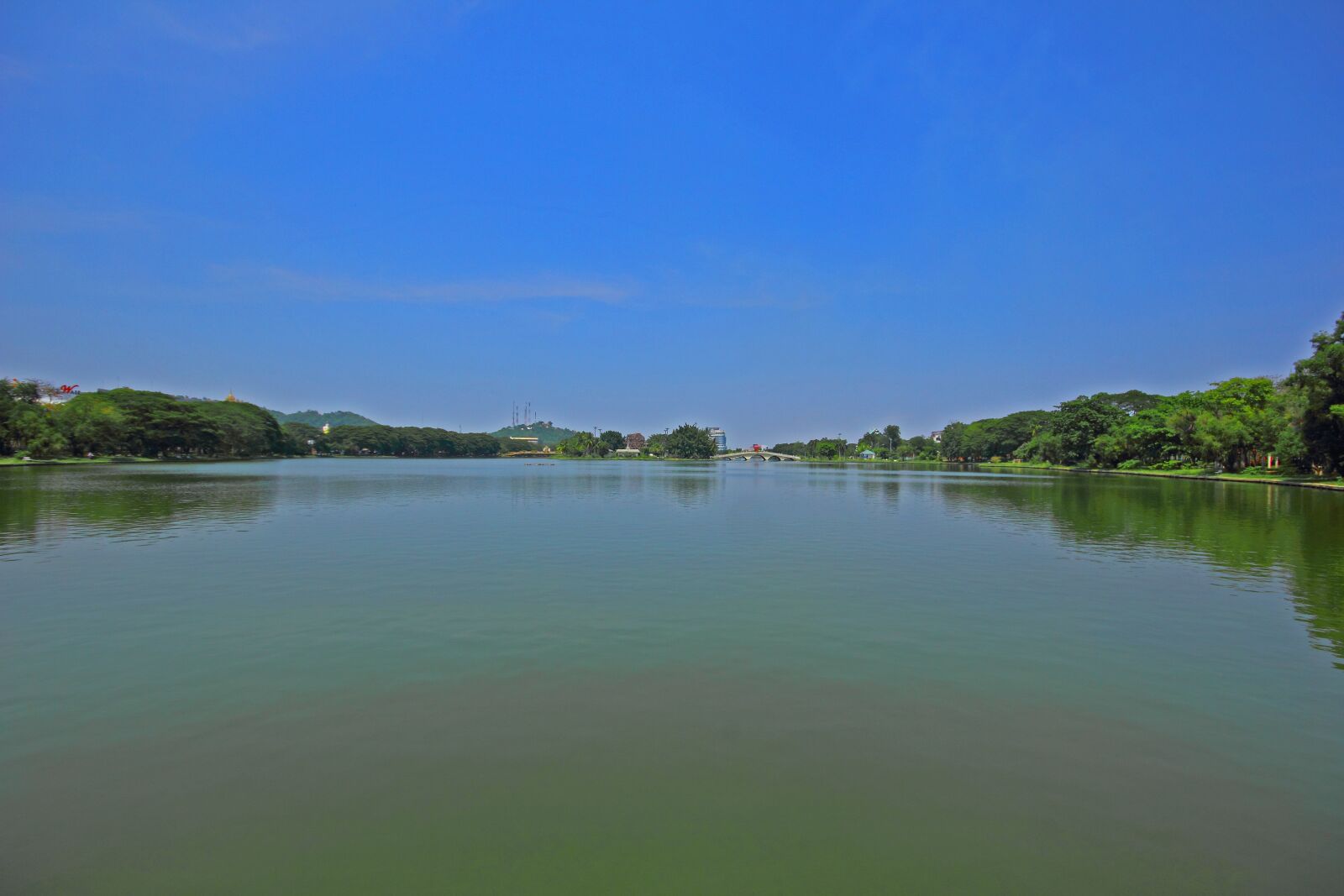 Canon EOS 60D sample photo. Field, sky, blue photography