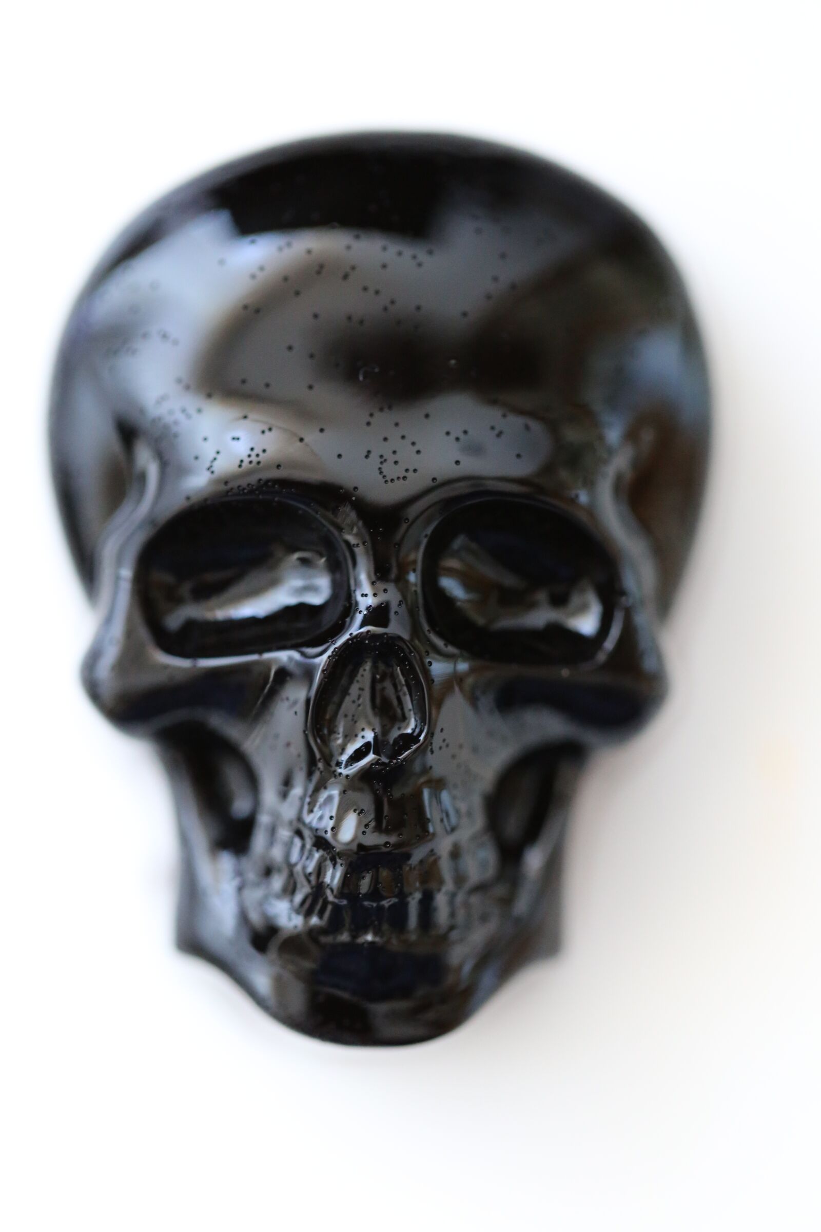 Canon EF 100mm F2.8L Macro IS USM sample photo. Skull, black, skeleton photography