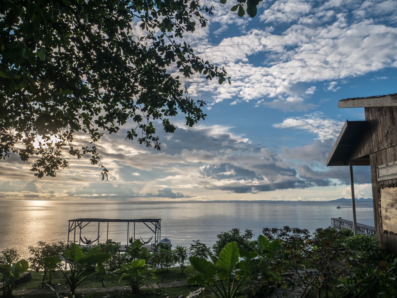 Panasonic Lumix DMC-GX7 sample photo. Una una, togean, island photography