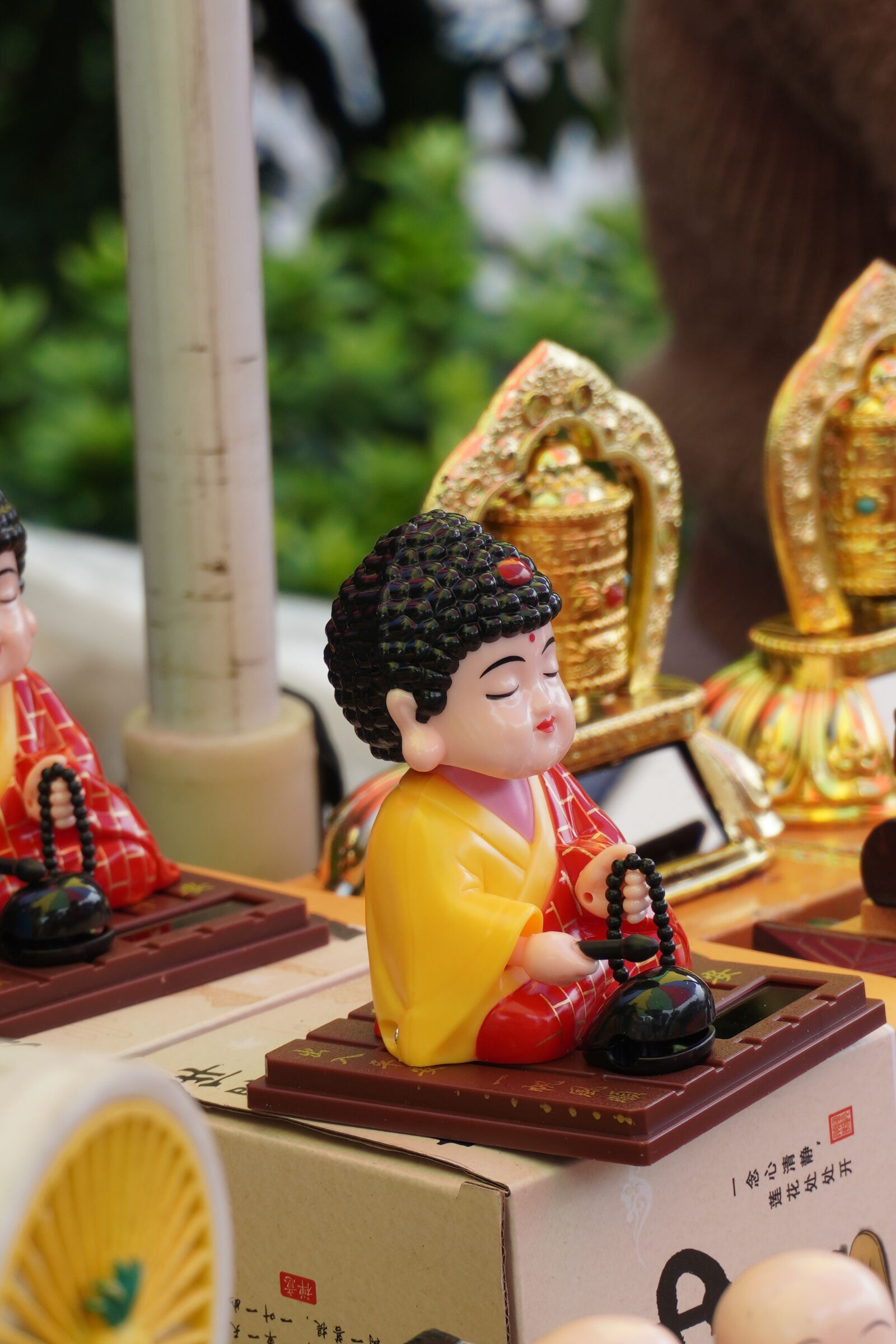 Sony ZV-E10 sample photo. Meditating buddha photography