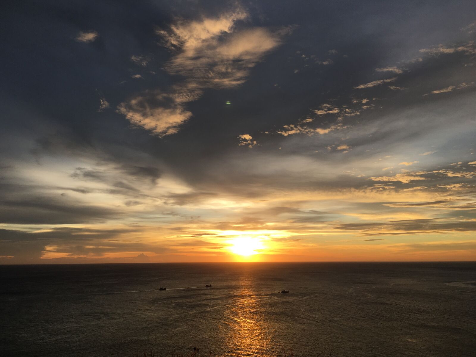 Apple iPhone 6s sample photo. Sunset, phuket, attractions photography