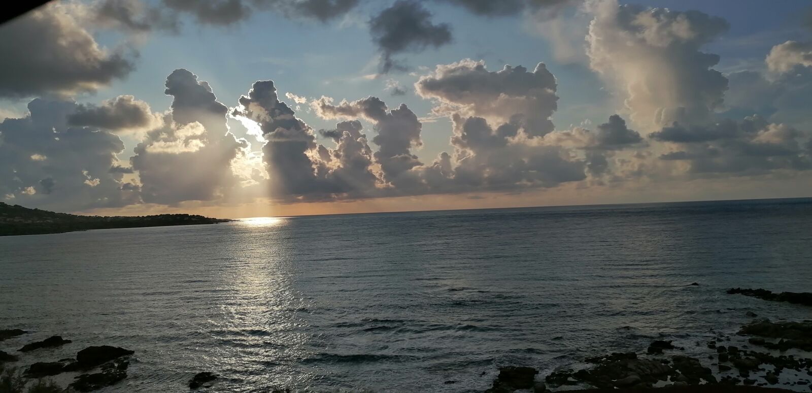HUAWEI MAR-LX1A sample photo. Sunset, sea, cloud photography
