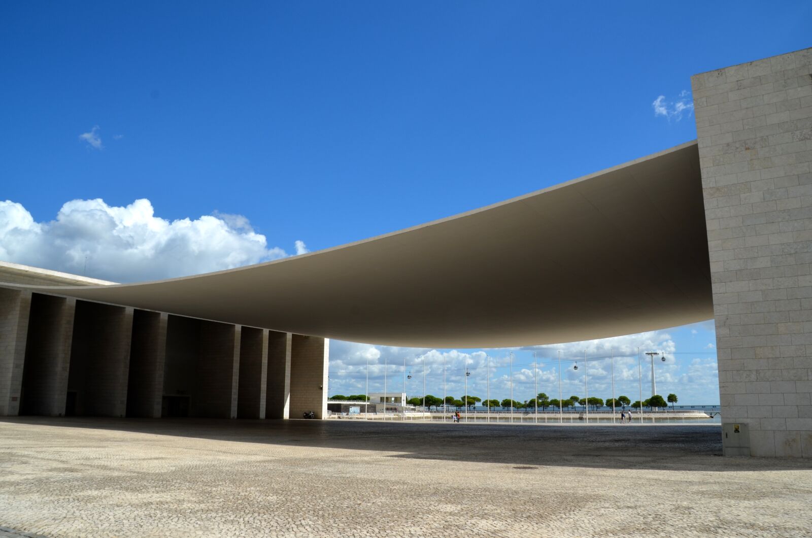 Nikon D5100 sample photo. Expo, lisbon, portugal photography